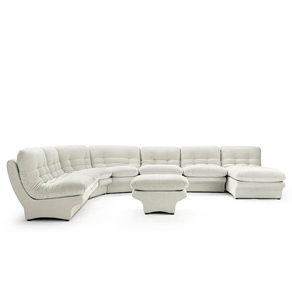 Carson’s Mid-Century Modular Sofa: Style and Comfort