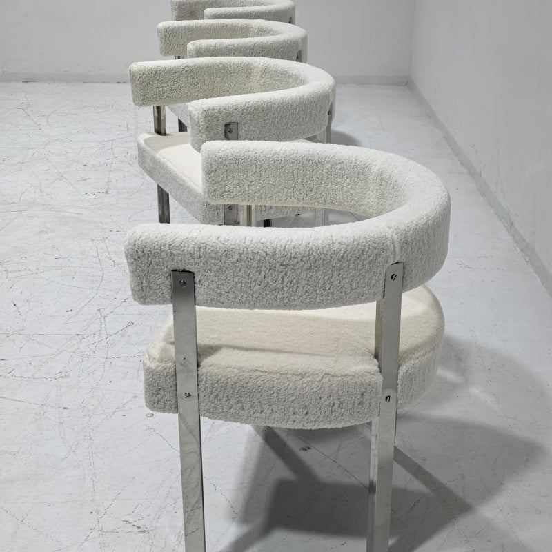 T Chair by Vintara Design