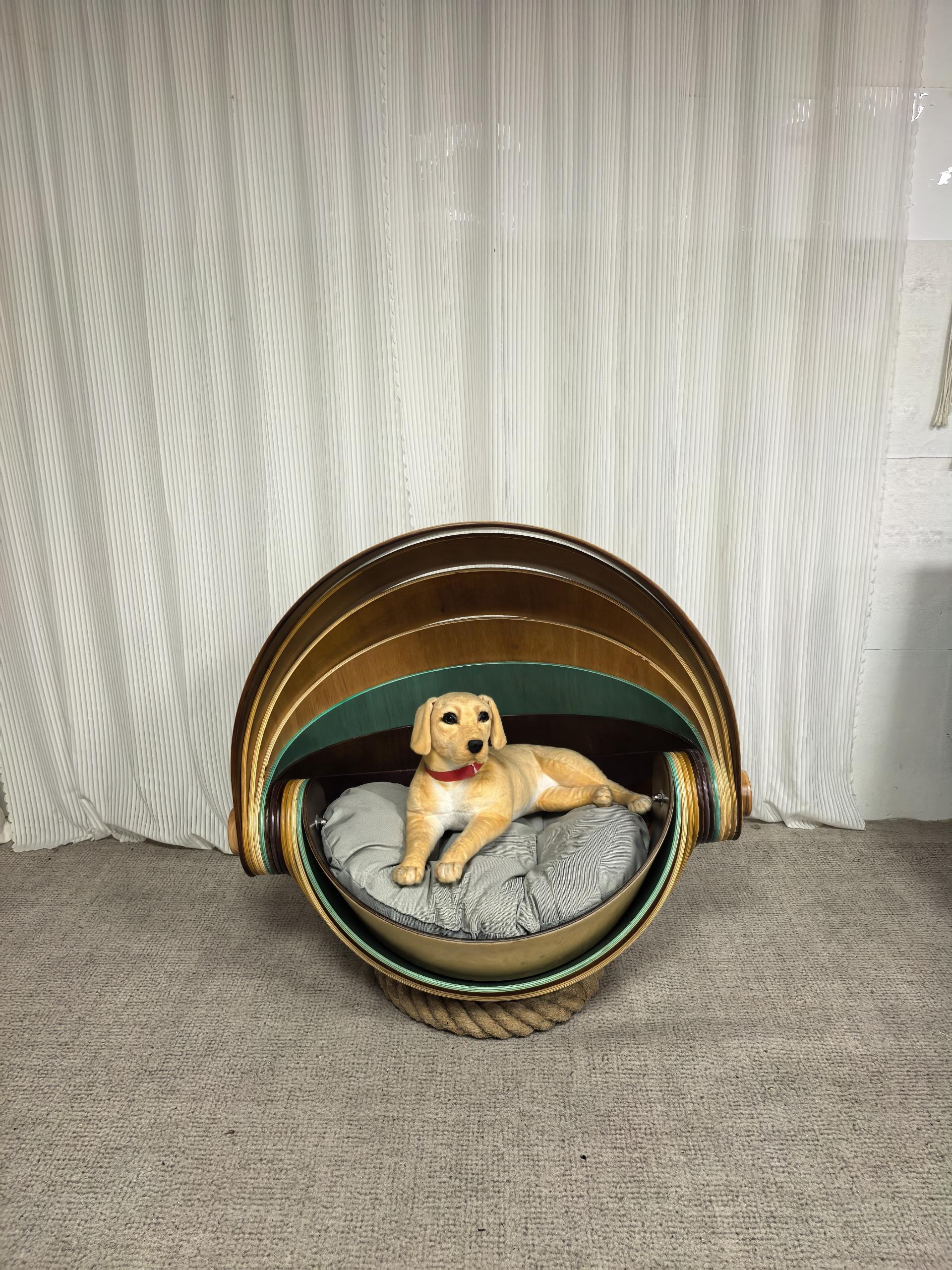 Buddy Box Pet Shelter by Vintara Design
