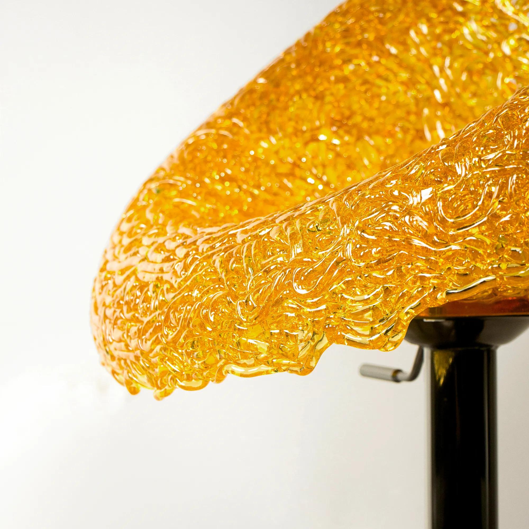 Love Nest Chair – Modern Egg‑Shaped Transparent Accent Chair