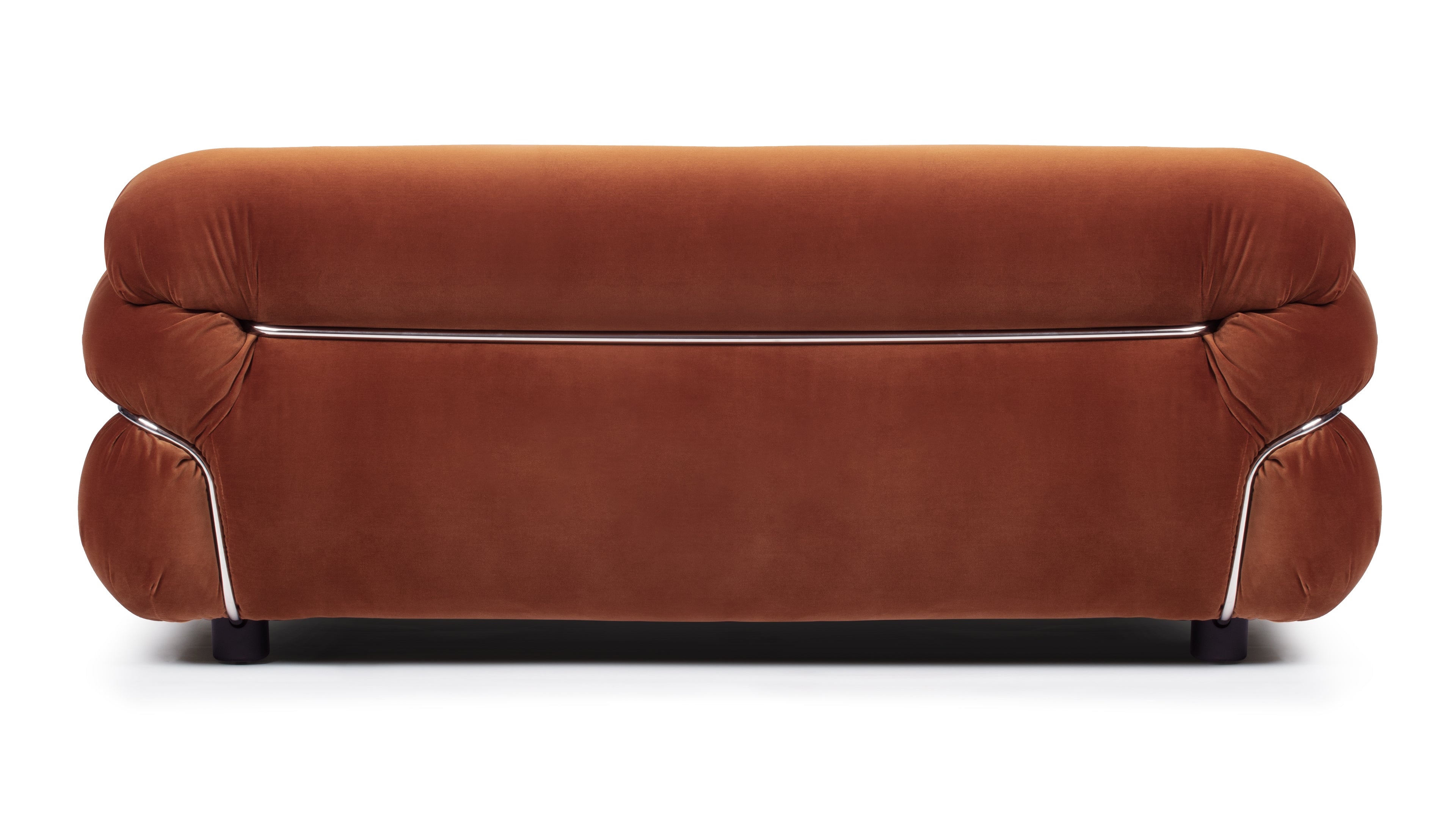 Contemporary luxury living with the spice velvet Sesann Frattini sofa.