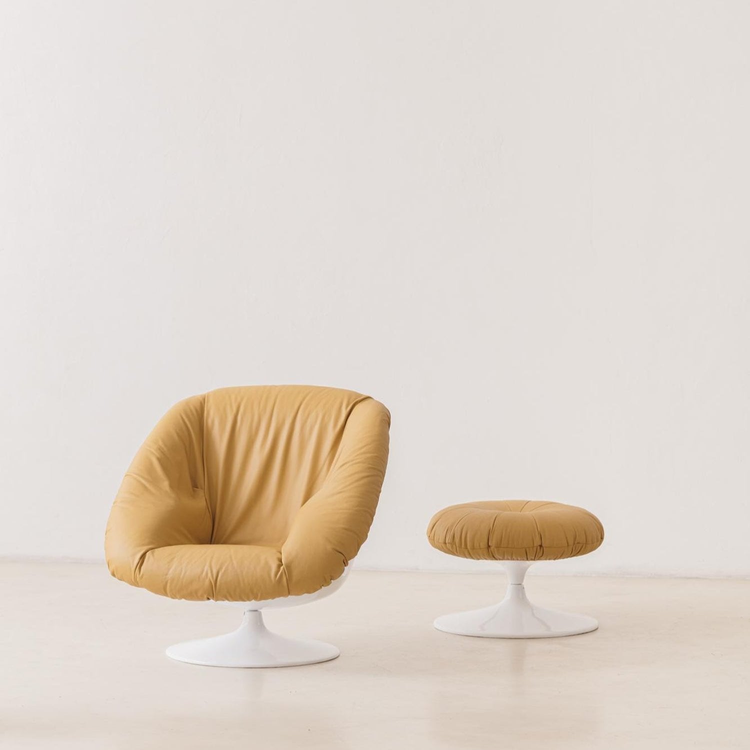 MP-71 Armchair