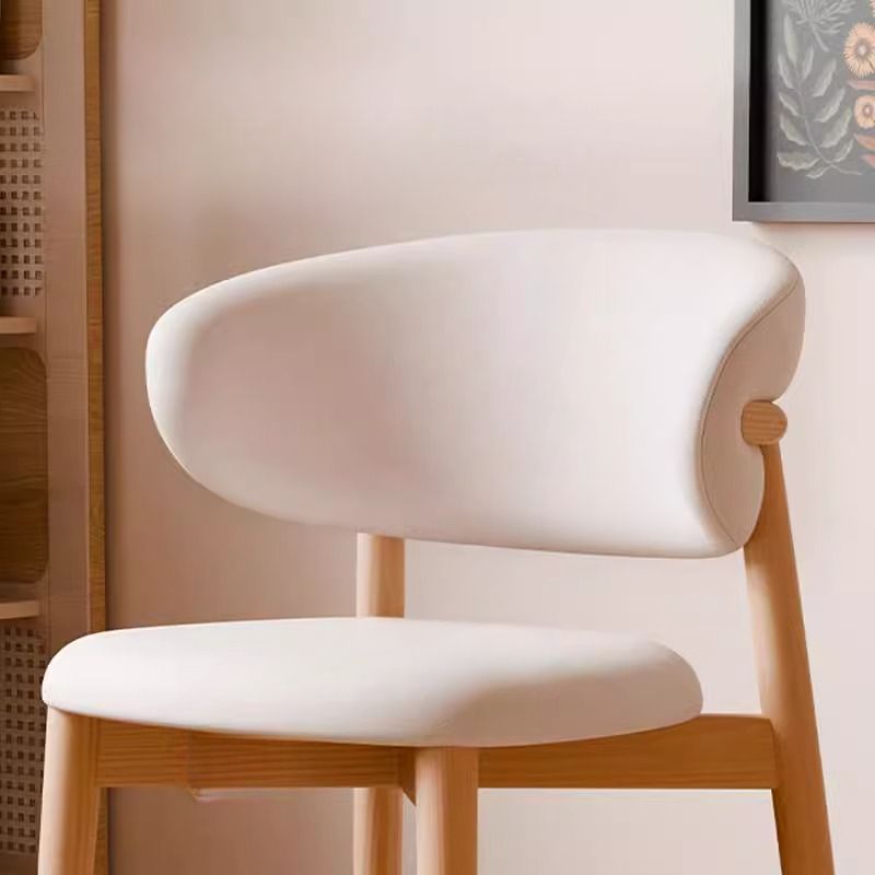 scandinavian-boucle-bar-stool-kitchen-setup