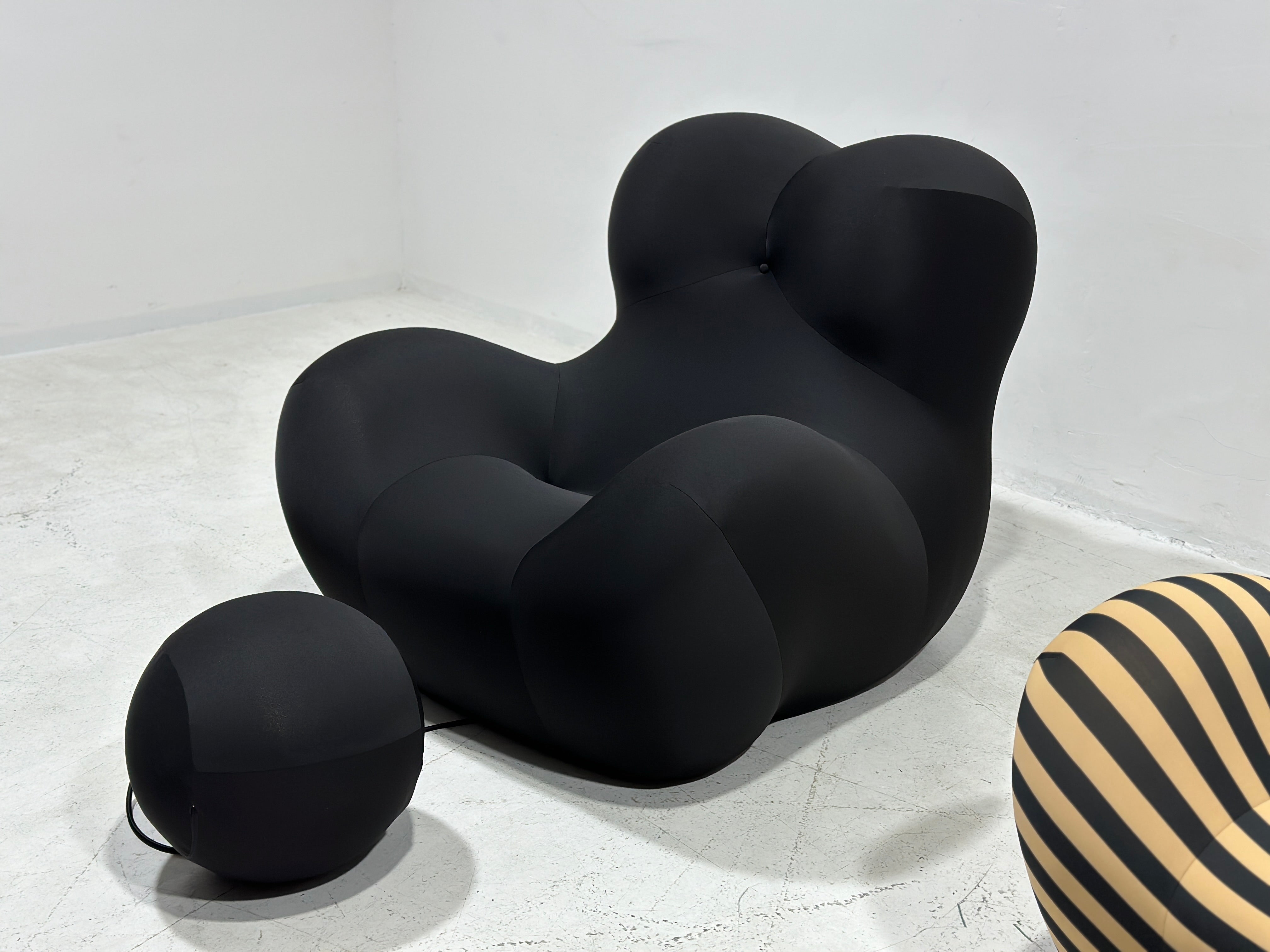 La Mamma Up 5 and Up 6 Replica Chair & Ottoman - Gaetano Pesce Iconic Design