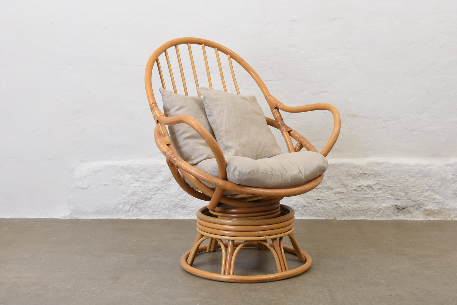 Rattan Swivel Lounge Chair | Natural Bamboo Swivel Accent Chair