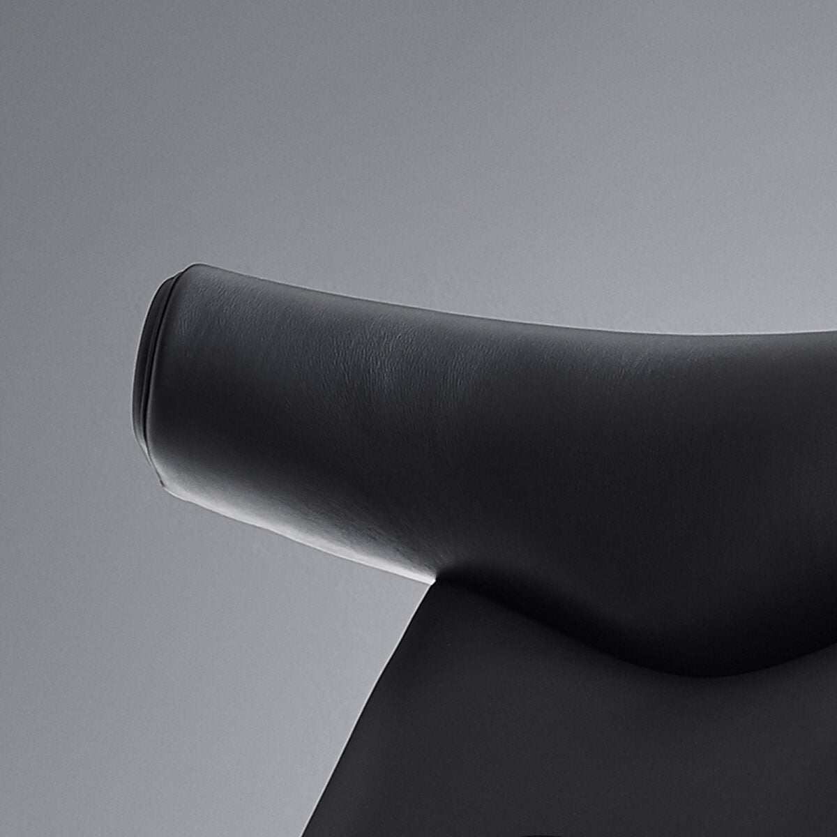 Hans Wegner Ox Chair - Mid-Century Modern Luxury Lounge Chair