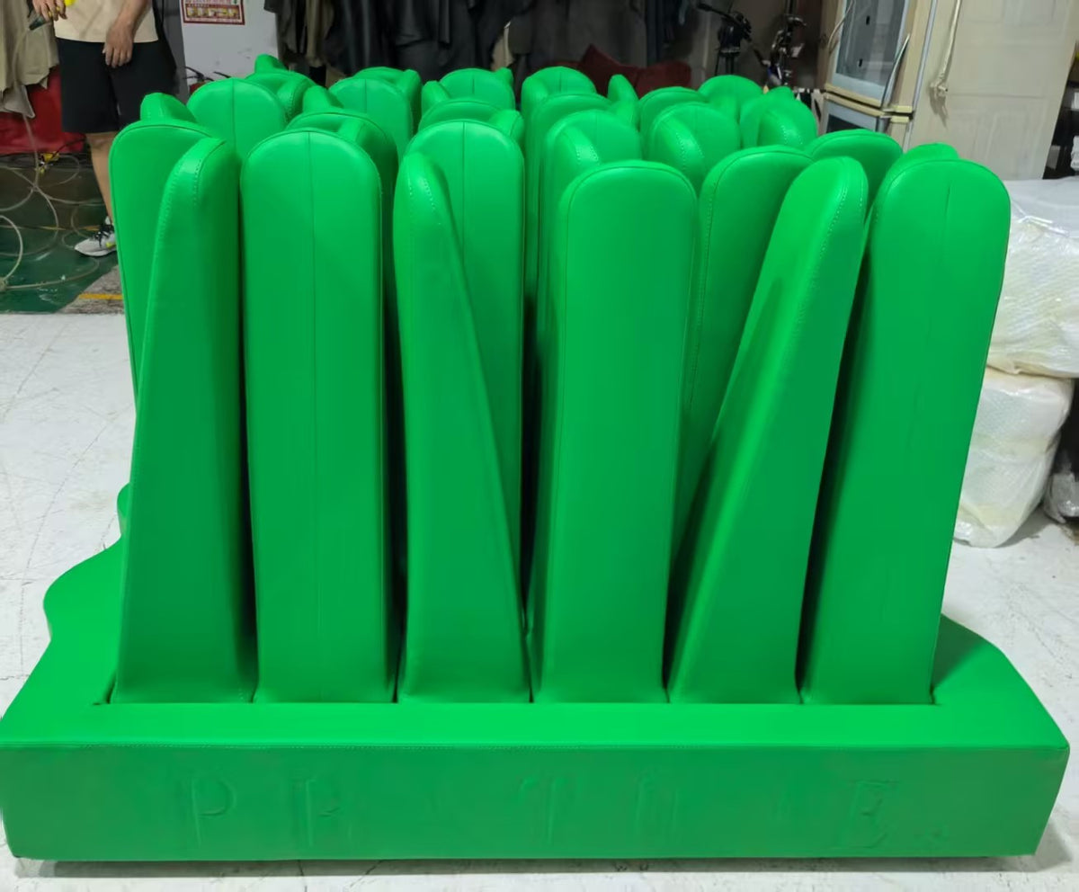 Avant-Garde Pop Art Pratone Lounge Chair Giant Grass Daybed