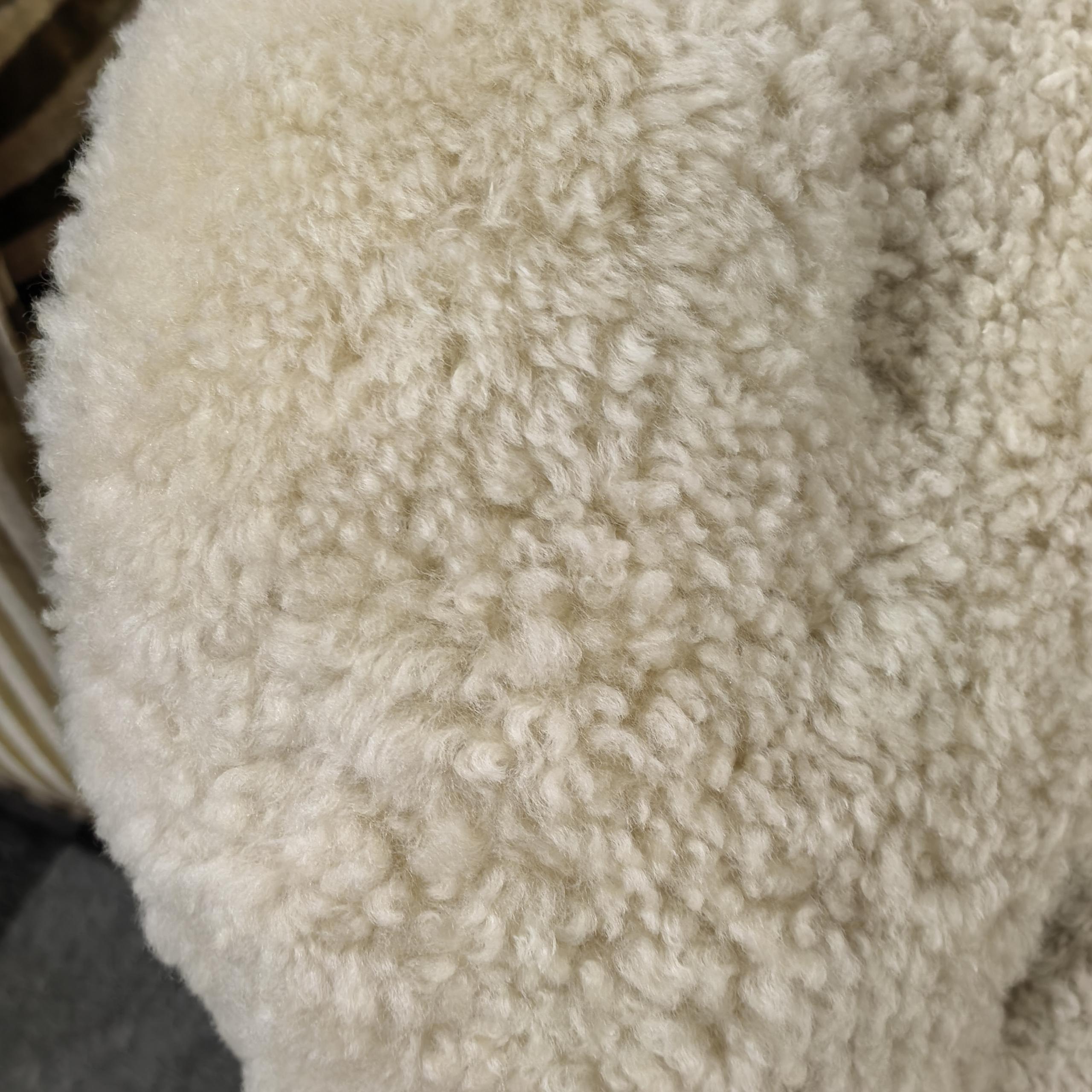 Yeti Armchair in Natural Sheepskin