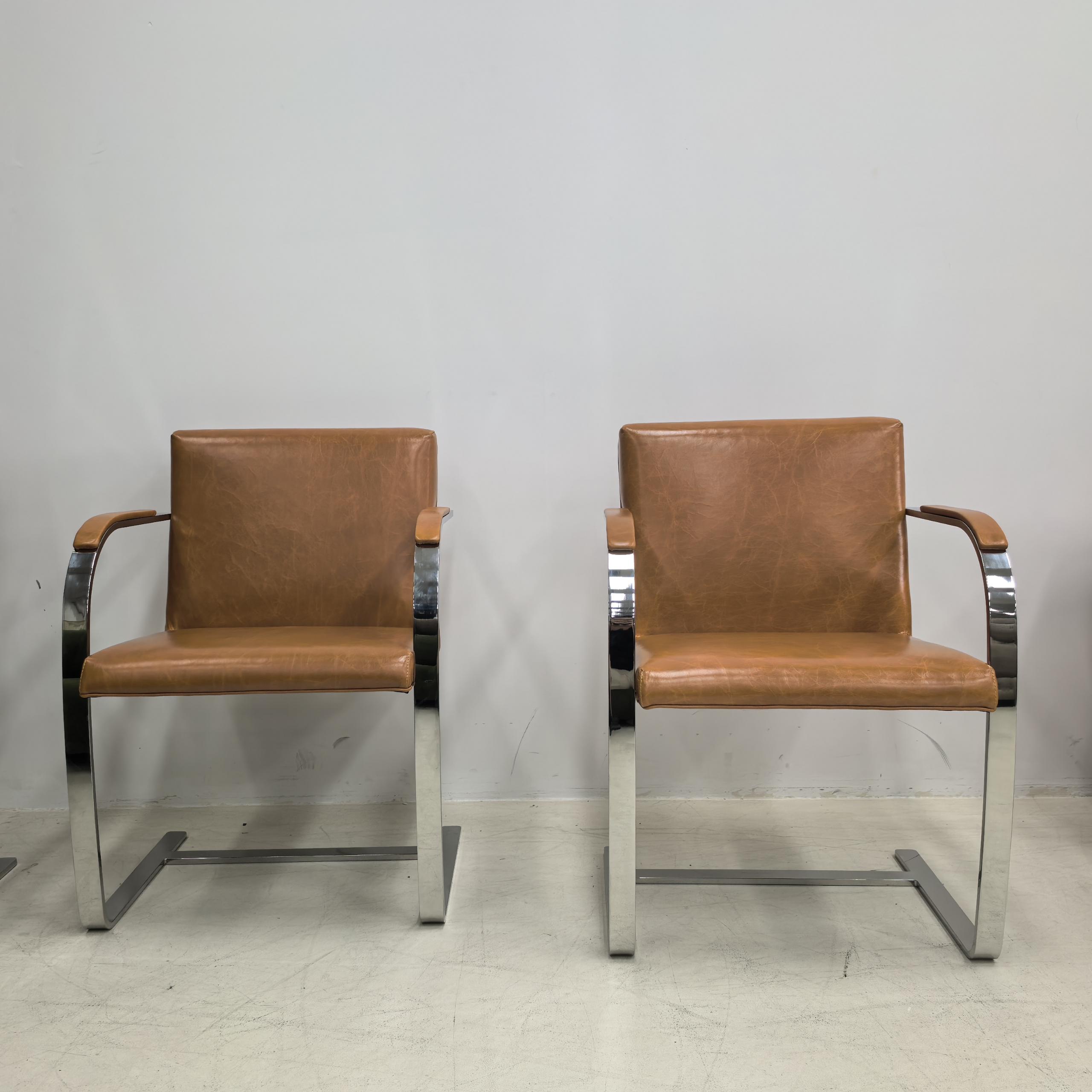 Flat Brno Chair