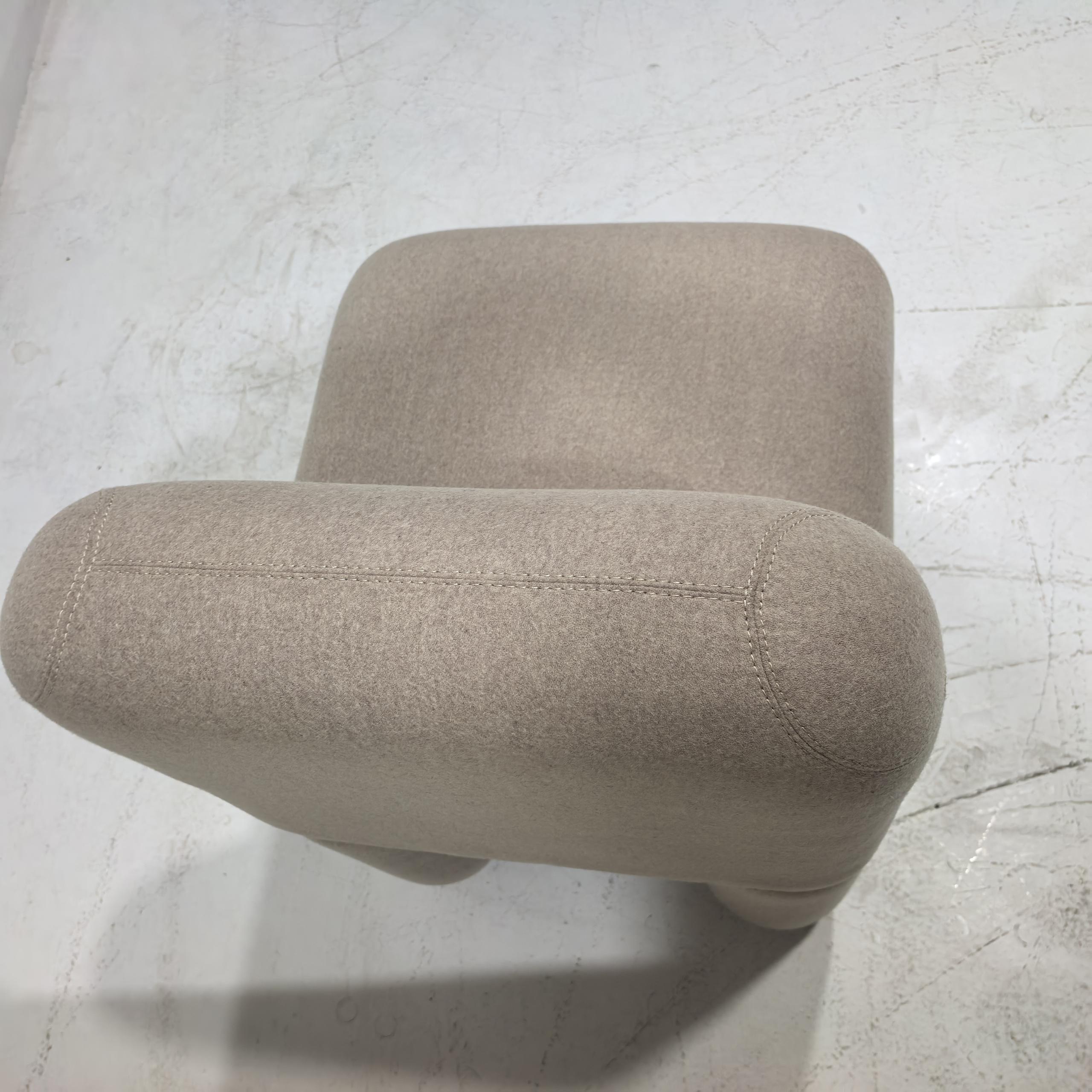 Hello Chair Noom