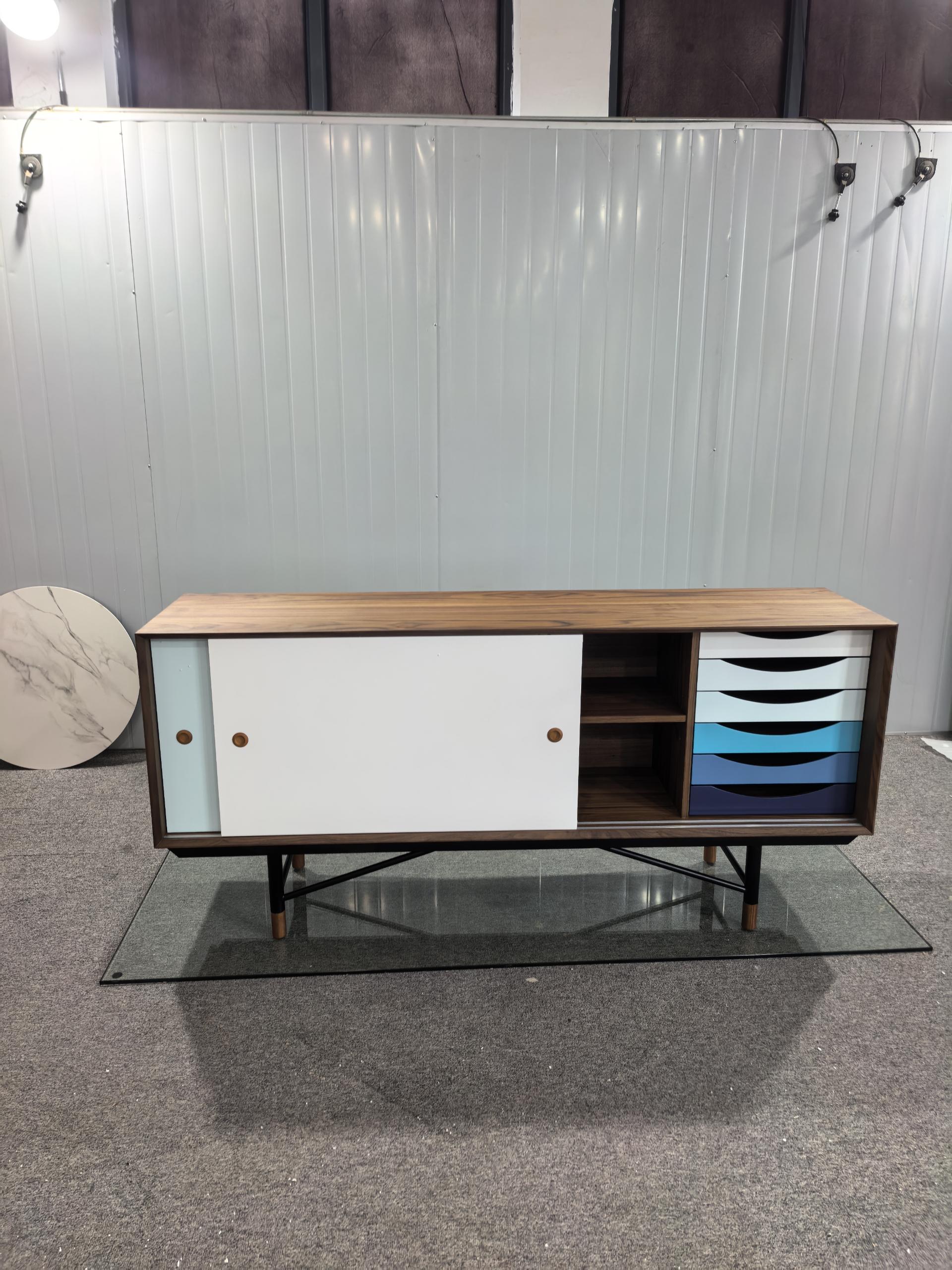 Color Theory Sideboard