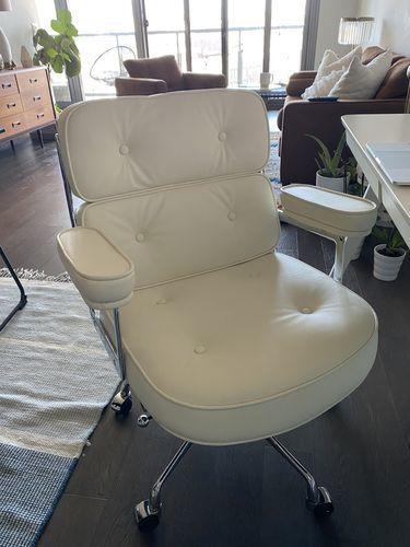 Executive Chair