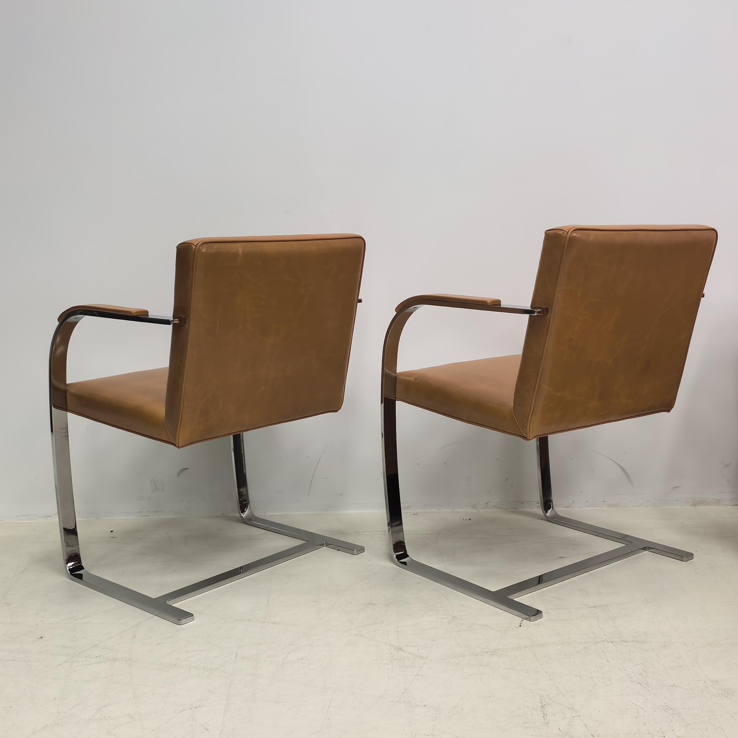 Flat Brno Chair