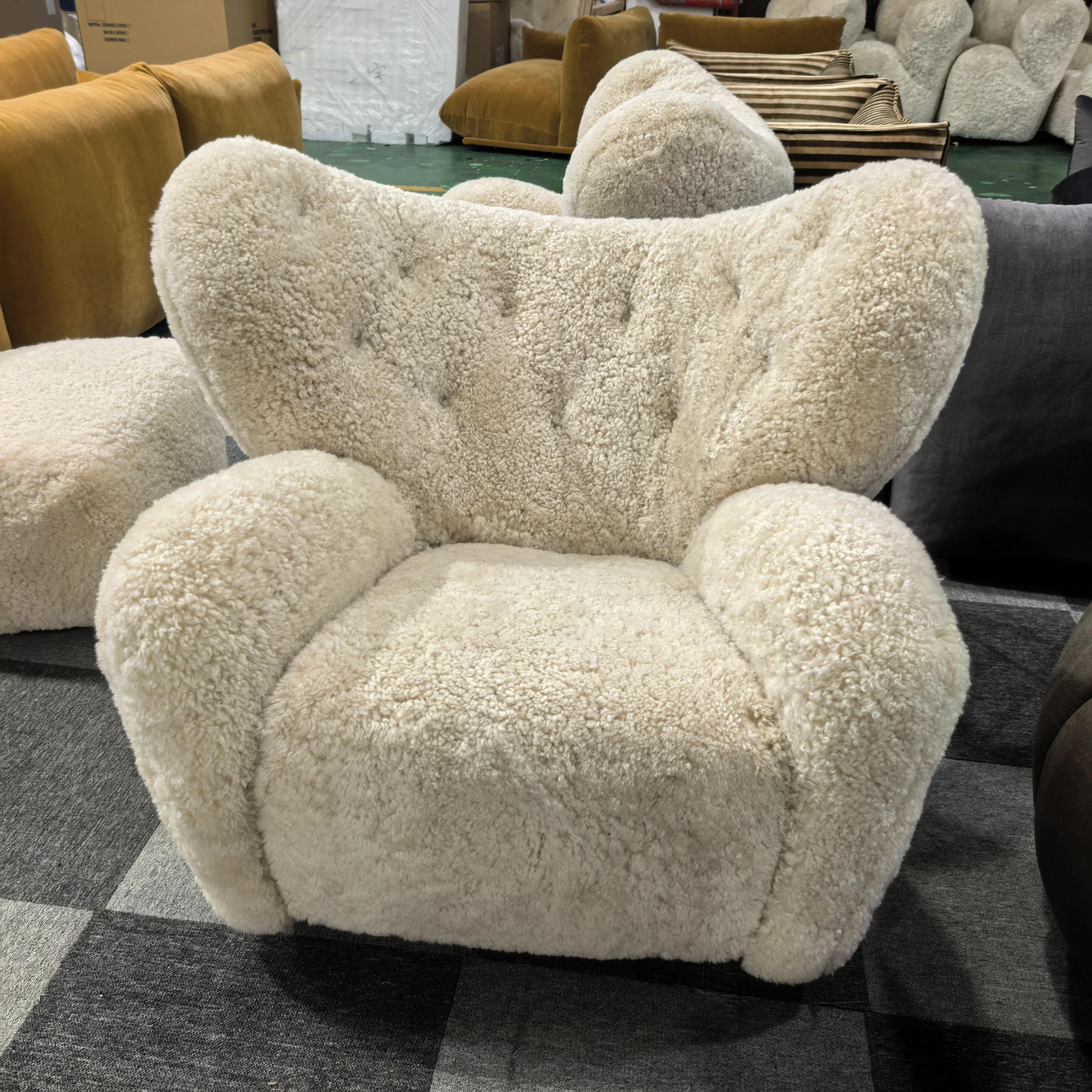 Yeti Armchair in Natural Sheepskin