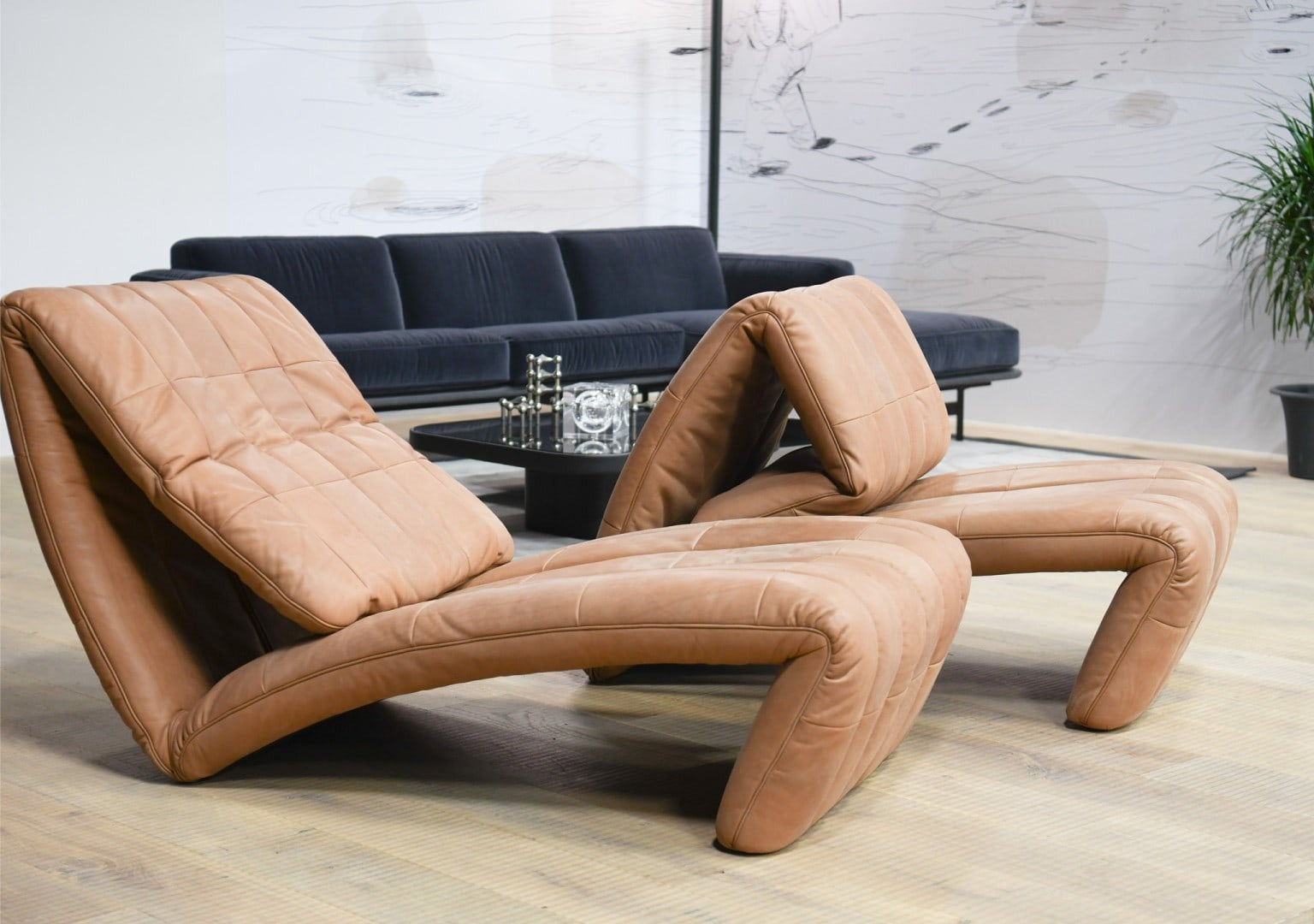 DS-266 Yoga Chair by Vintara Design