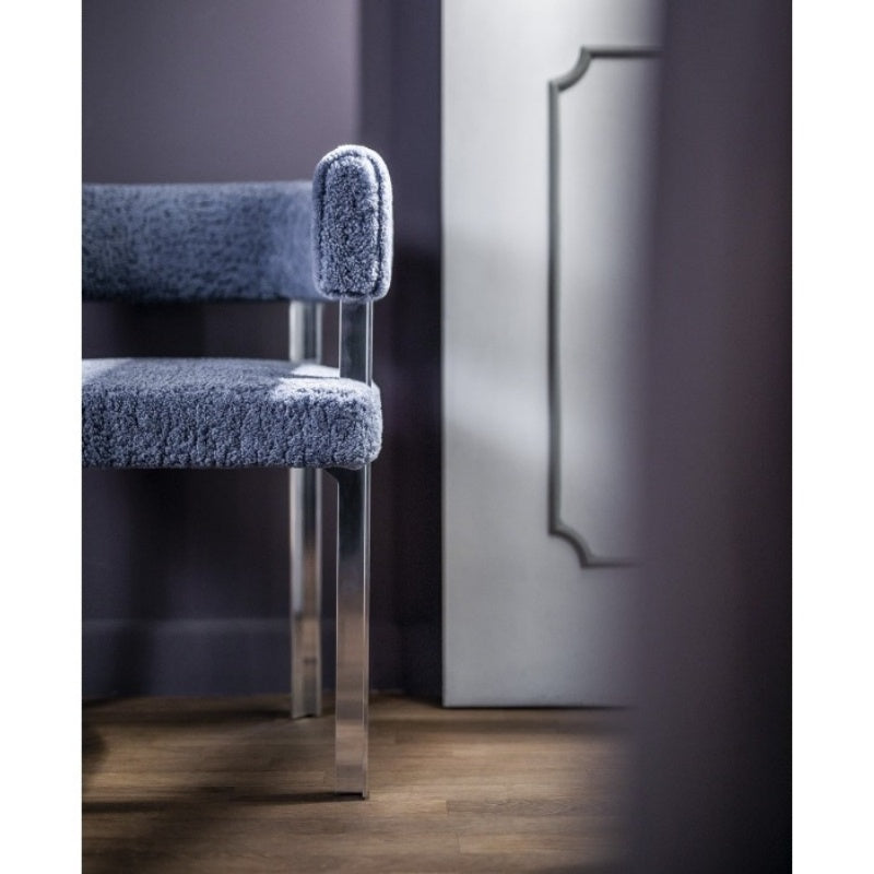 T Chair by Vintara Design