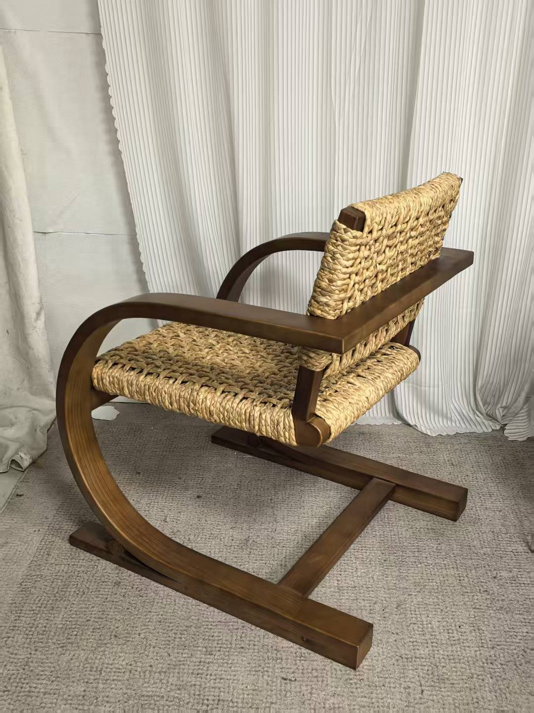 Faye Accent Chair