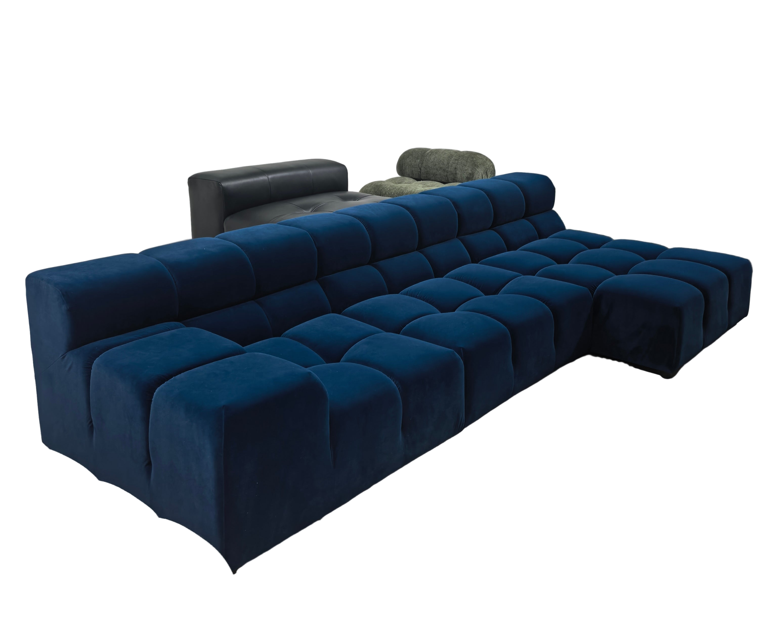 Right Chaise Tufted Small Sectional Sofa