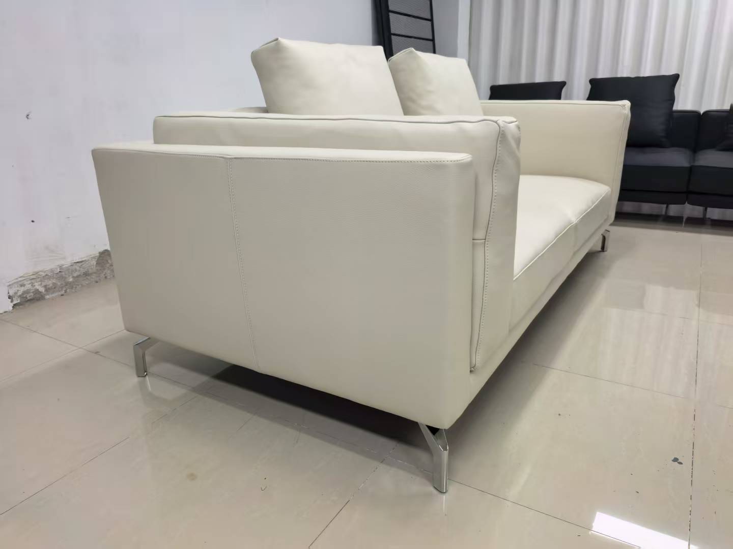 Siegfrid Leather Sofa