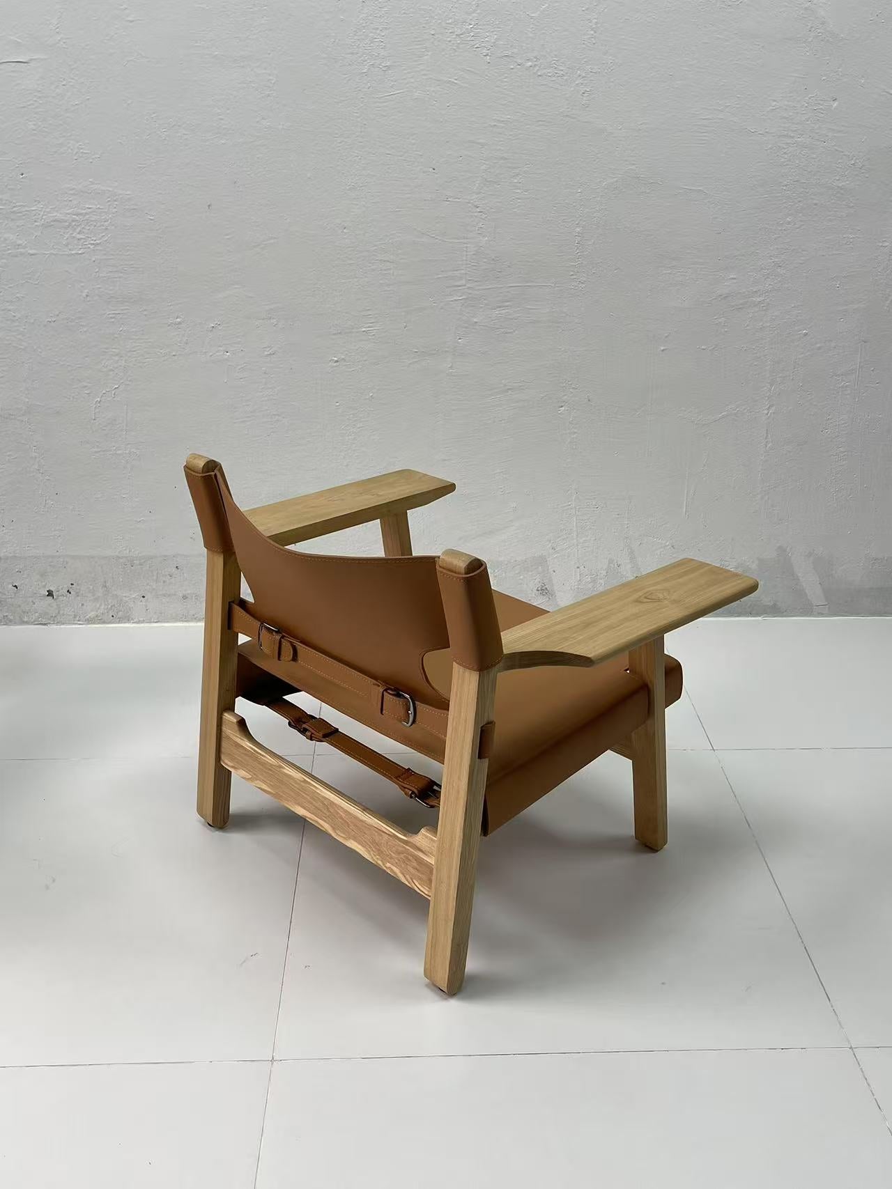 The Spanish Chair | Børge Mogensen Replica | Solid Wood& Saddle Leather Lounge Chair