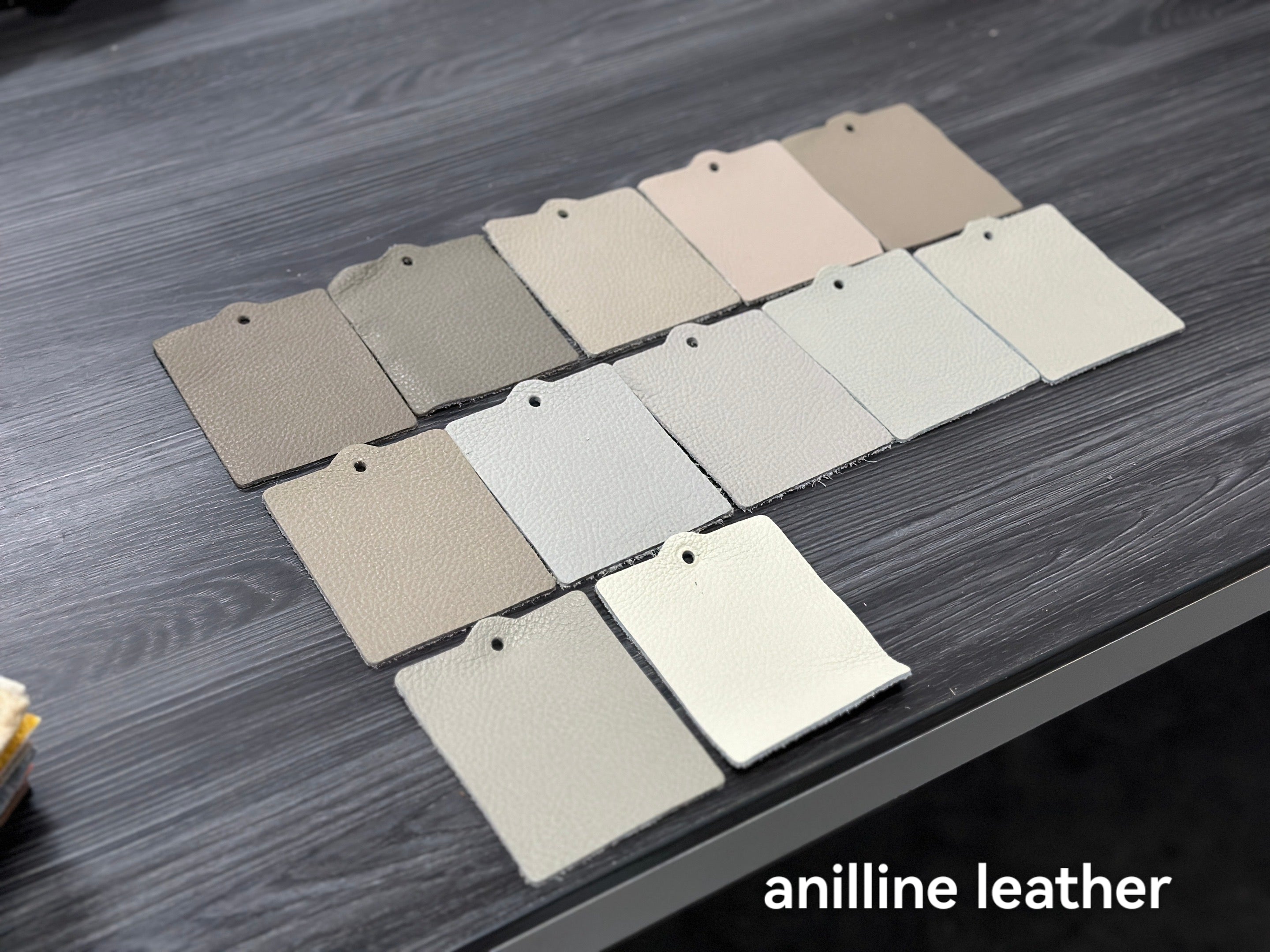 Sari Lounge Armchair - Modern Italian Sculptural Comfort