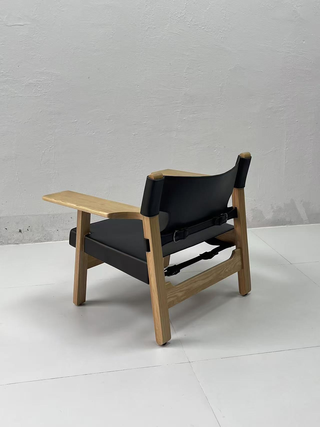 The Spanish Chair | Børge Mogensen Replica | Solid Wood& Saddle Leather Lounge Chair