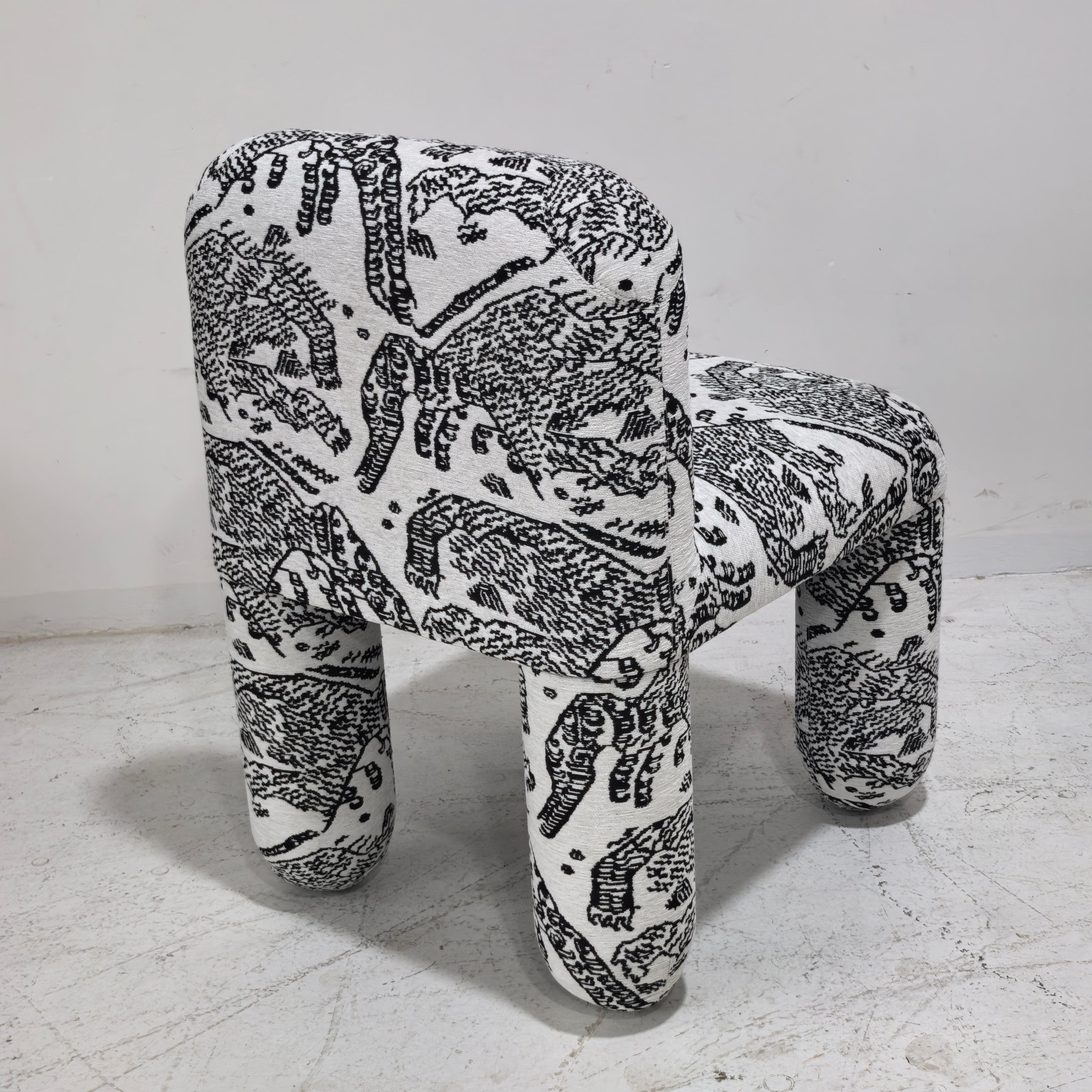Hello Chair Noom