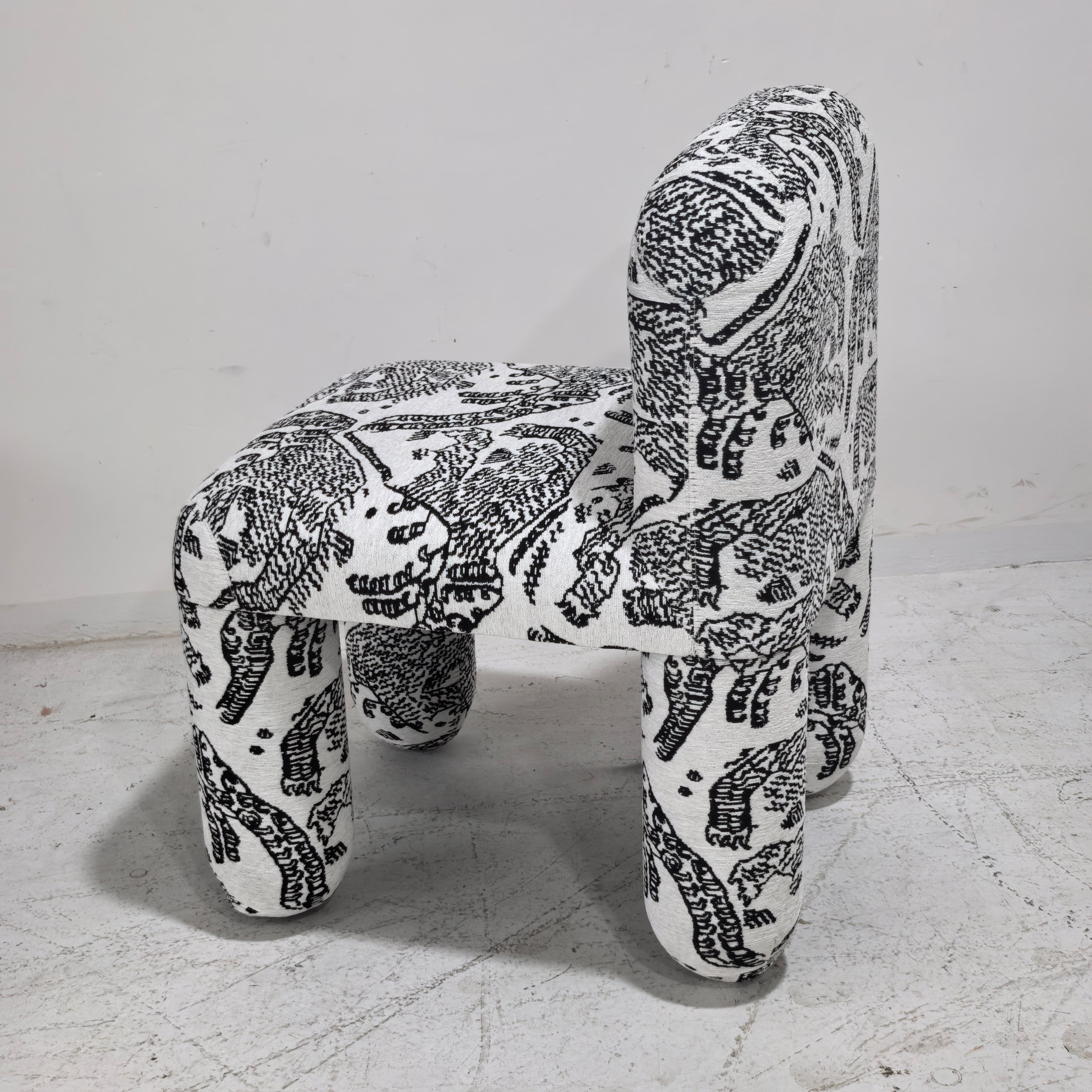 Hello Chair Noom