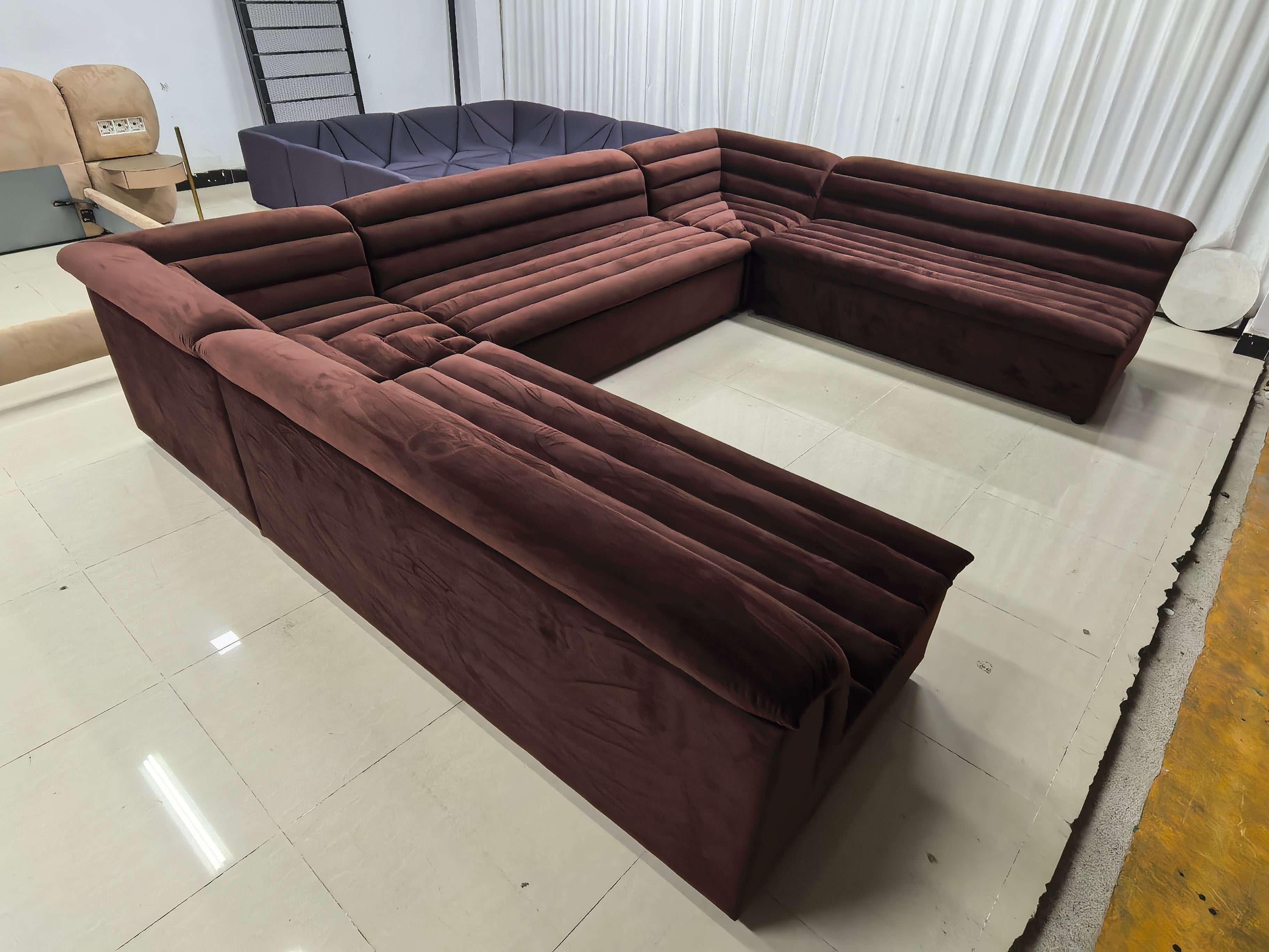 Float Sectional sofa curved
