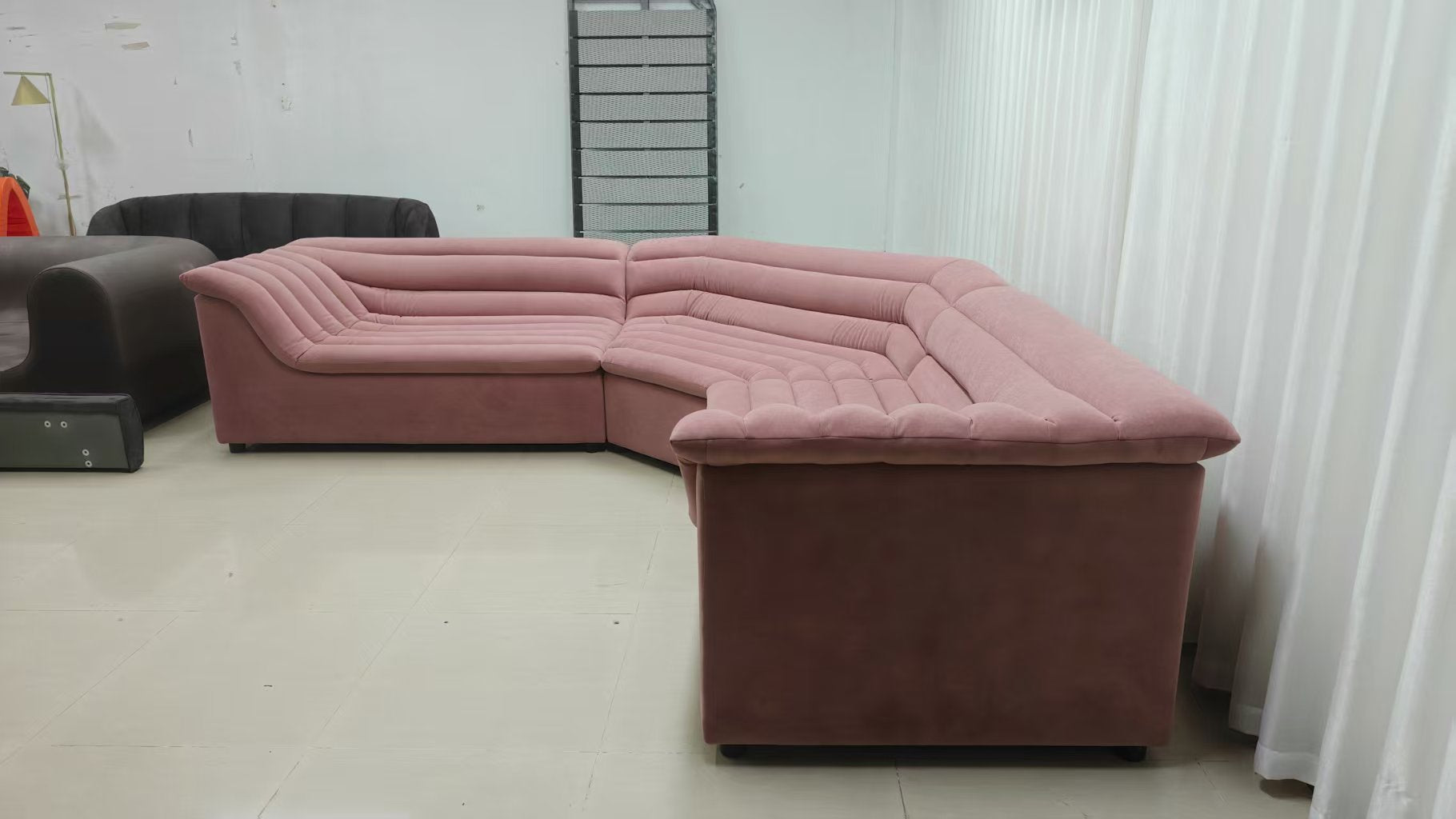 Float Sectional sofa curved