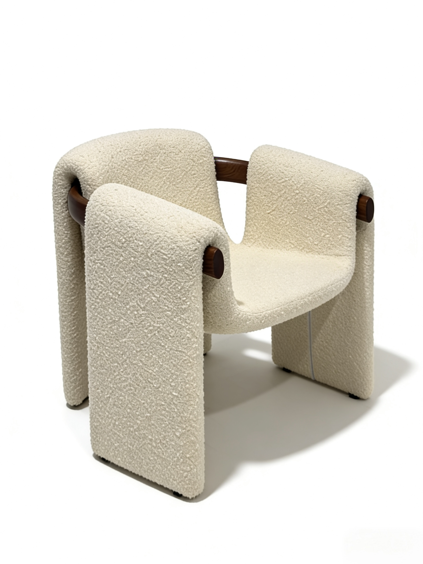 Sari Lounge Armchair - Modern Italian Sculptural Comfort