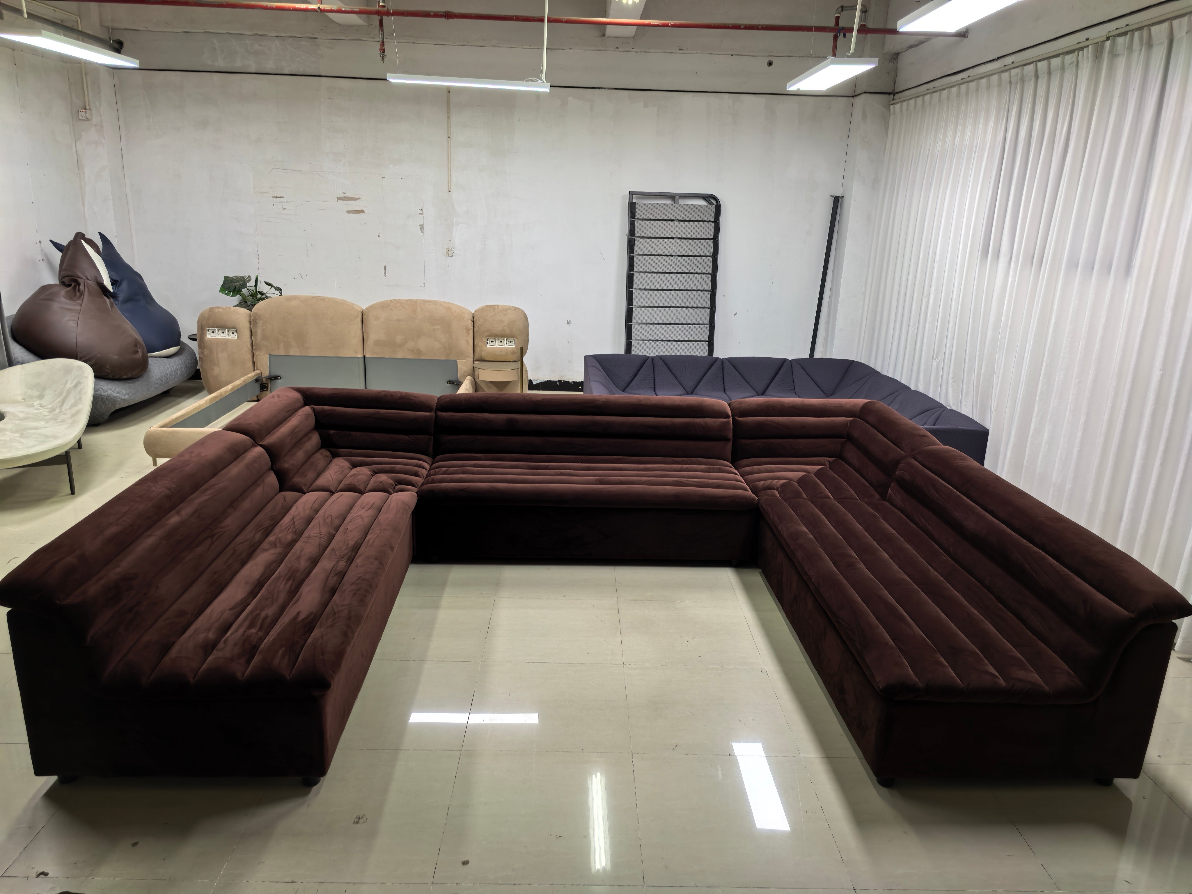 Float Sectional sofa curved