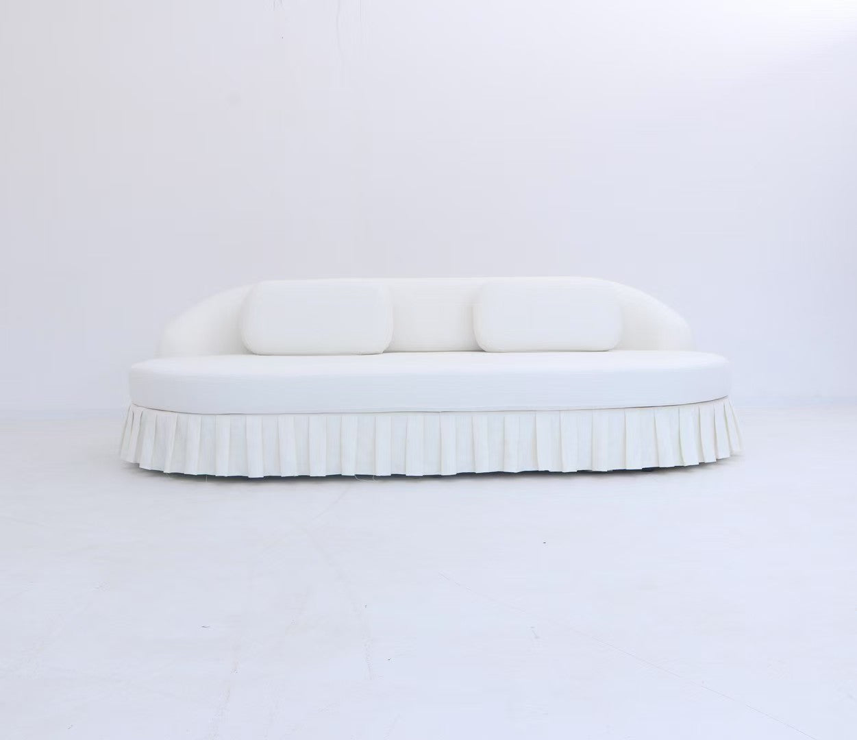 Palais Royal Froufrou 320 Sofa – Loft Chantilly