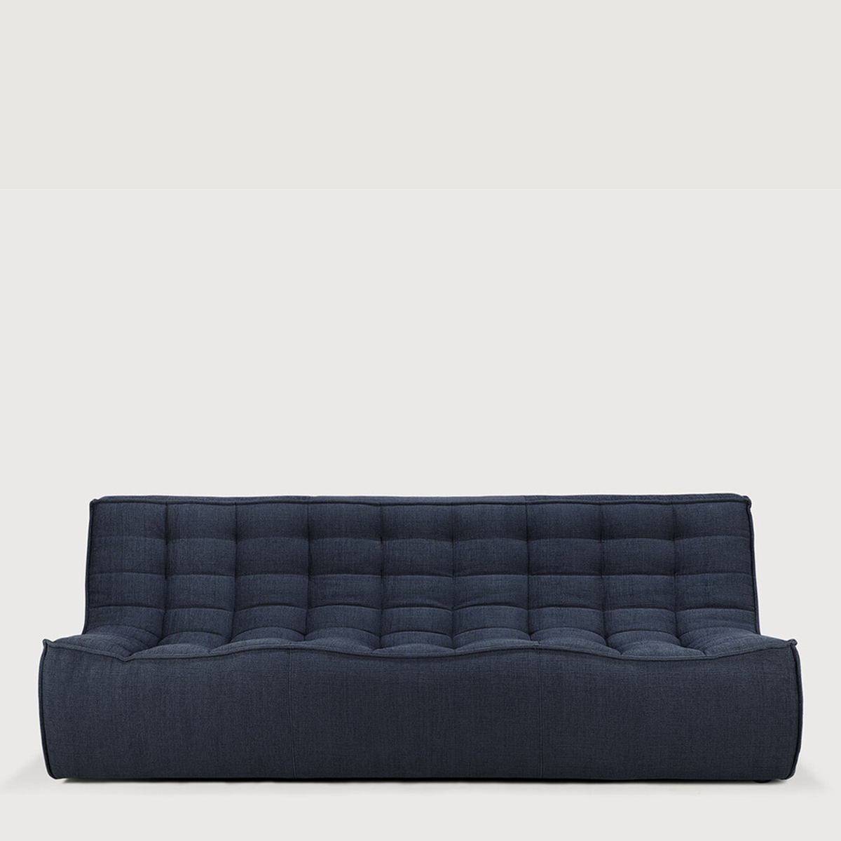 Versatile N701 sectional sofa, easily configurable to fit your unique living space.