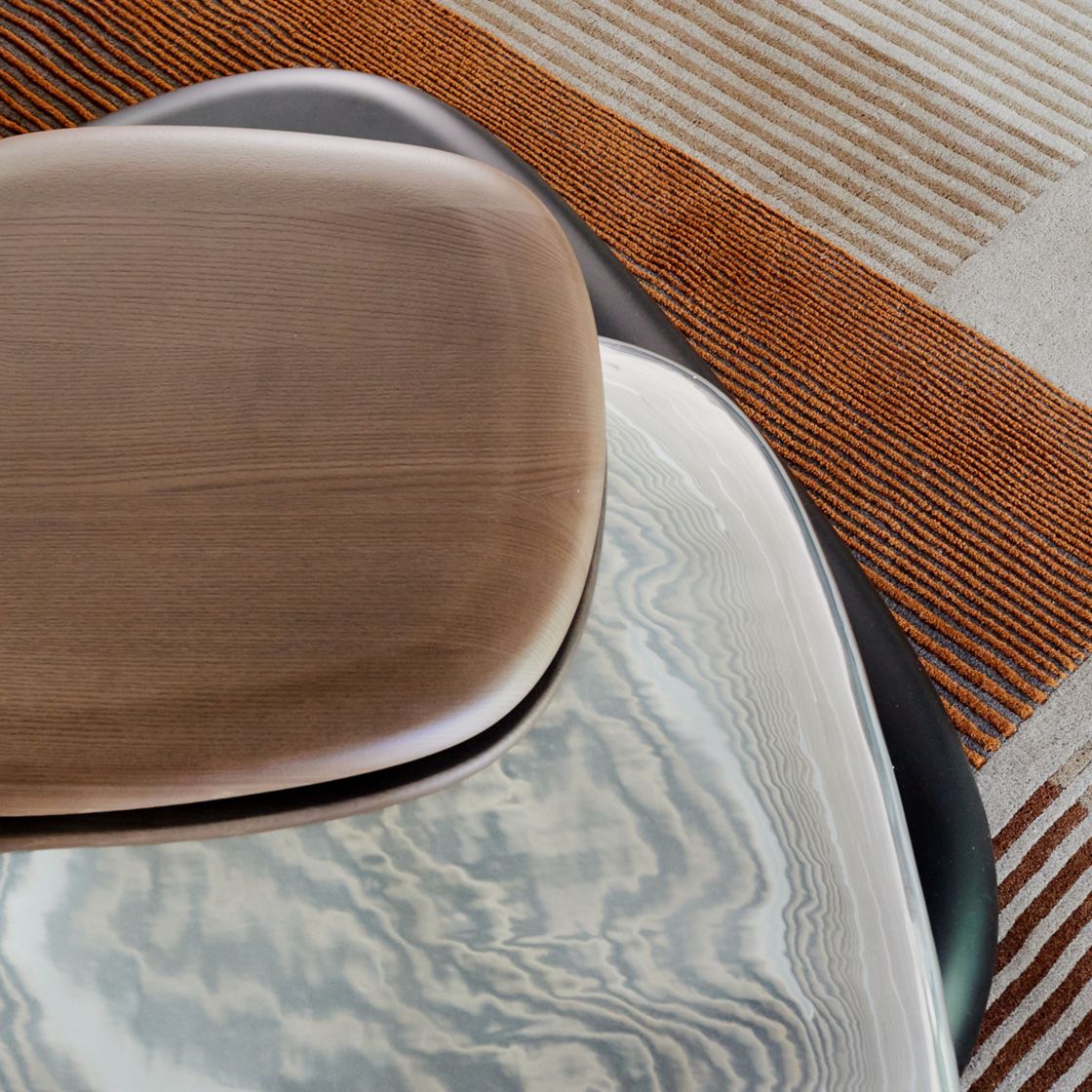Galet Cocktail Table - Organic Pebble Rotating Lounge