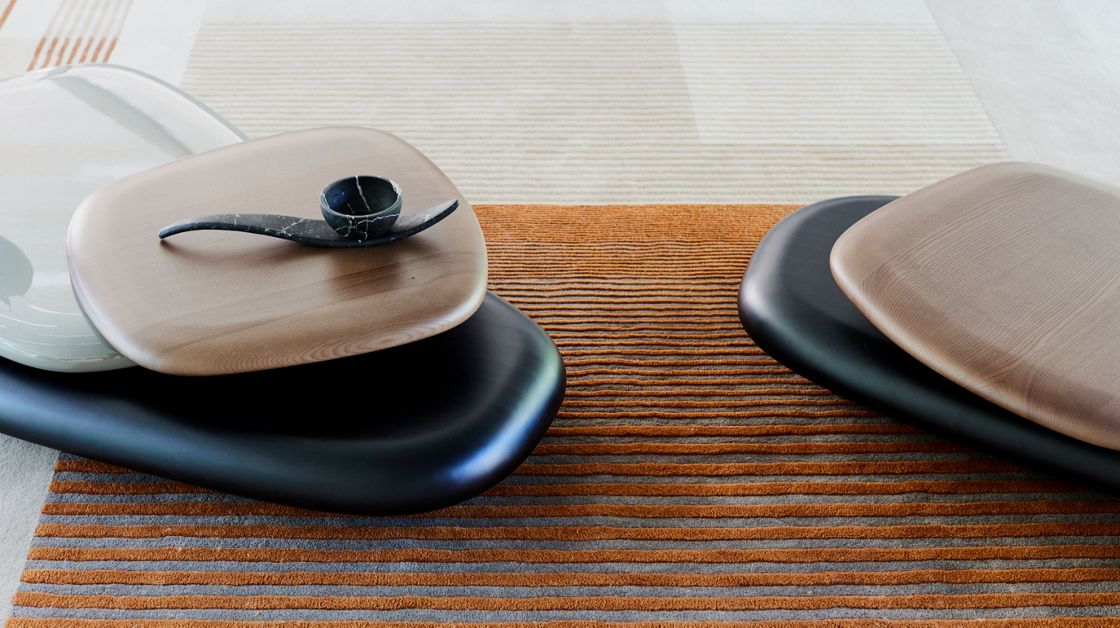 Galet Cocktail Table - Organic Pebble Rotating Lounge