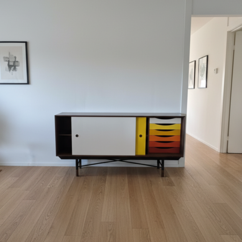 Color Theory Sideboard