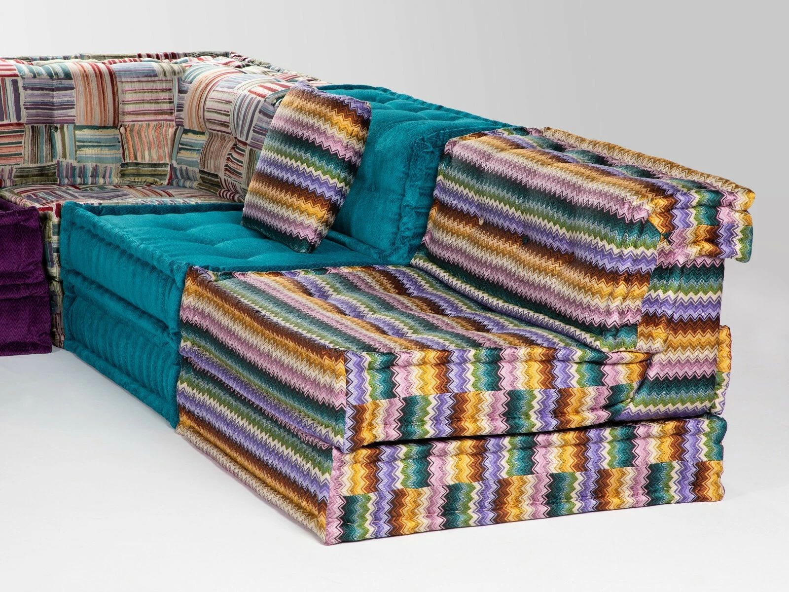 Mah Jong Modular Sofa | Iconic Reconfigurable Seating System