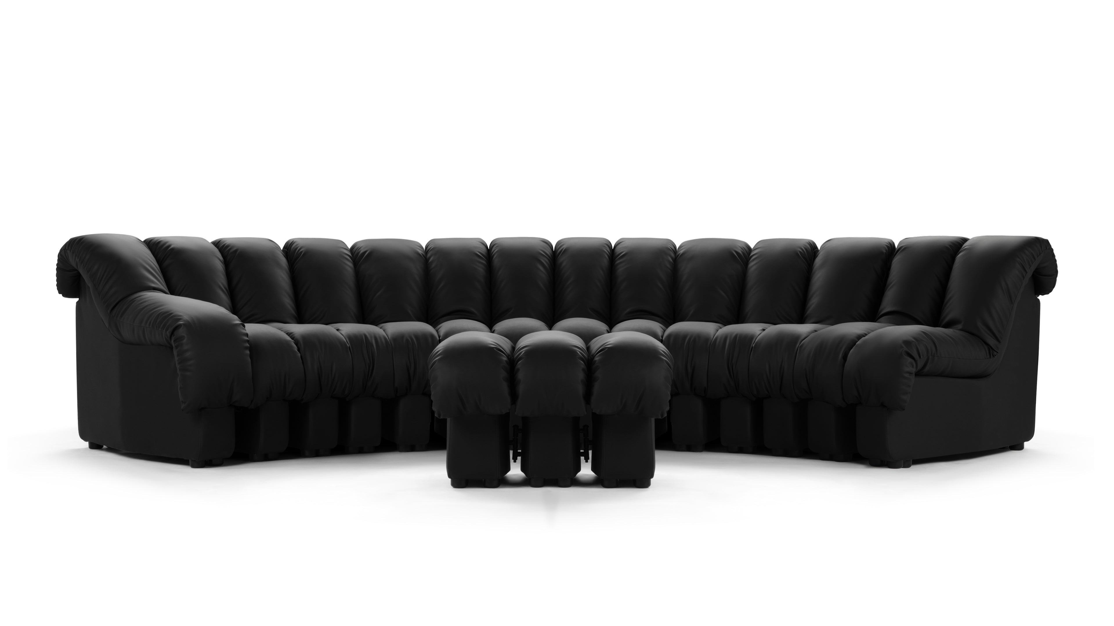 Le Corbusier Grand Modele sofa, redefining contemporary luxury in home furniture