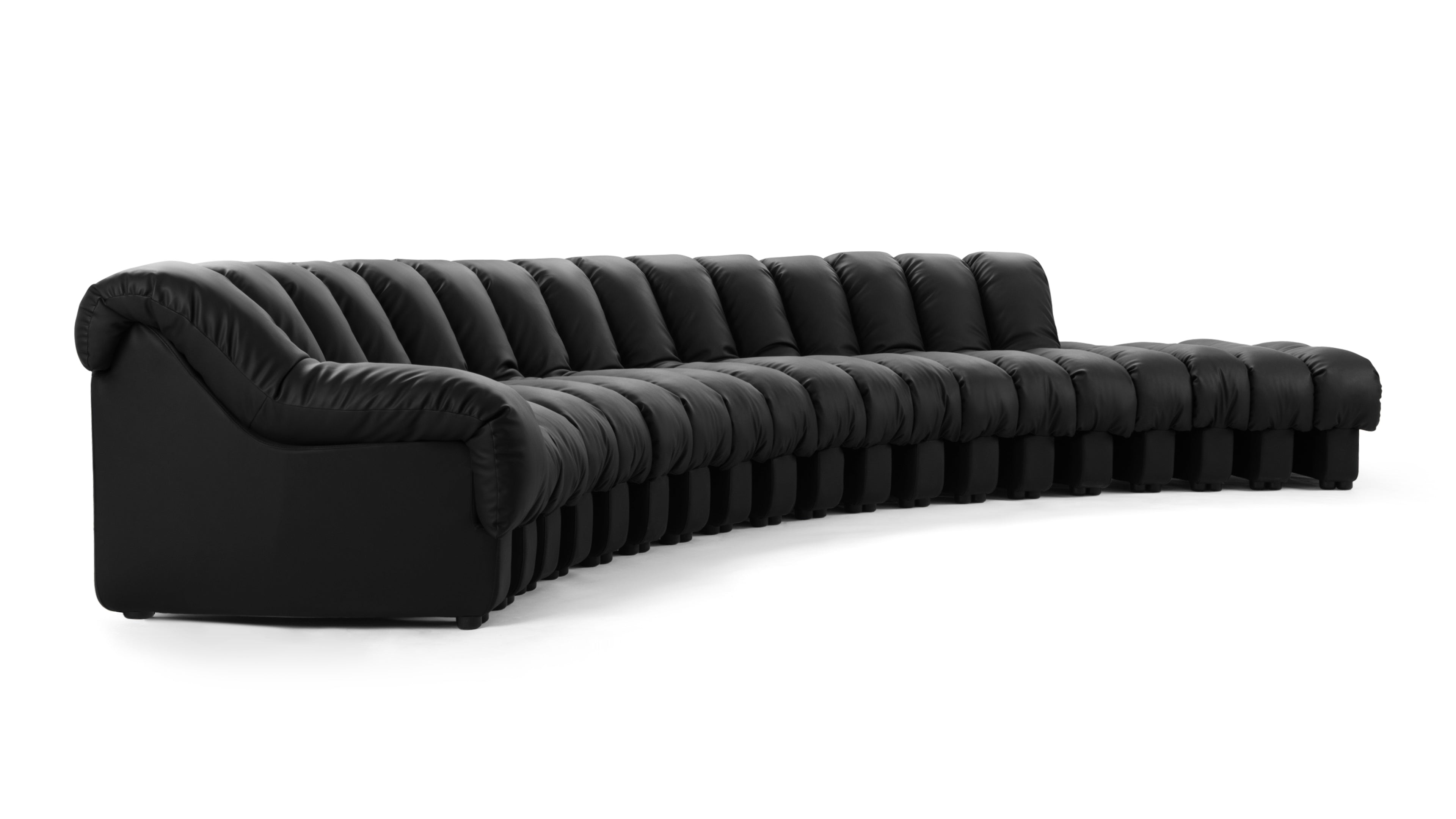 Elegant modular DS 600 sofa by De Sede, perfect for contemporary interior layouts.