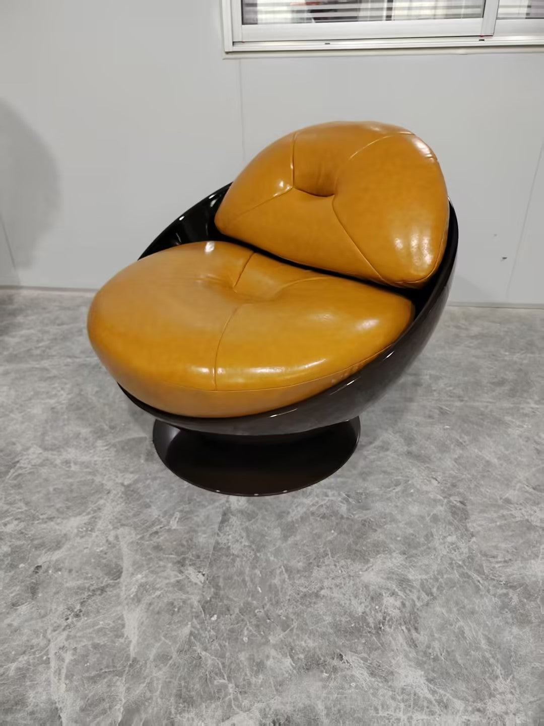Mid-Century Space Age Esfera Armchair
