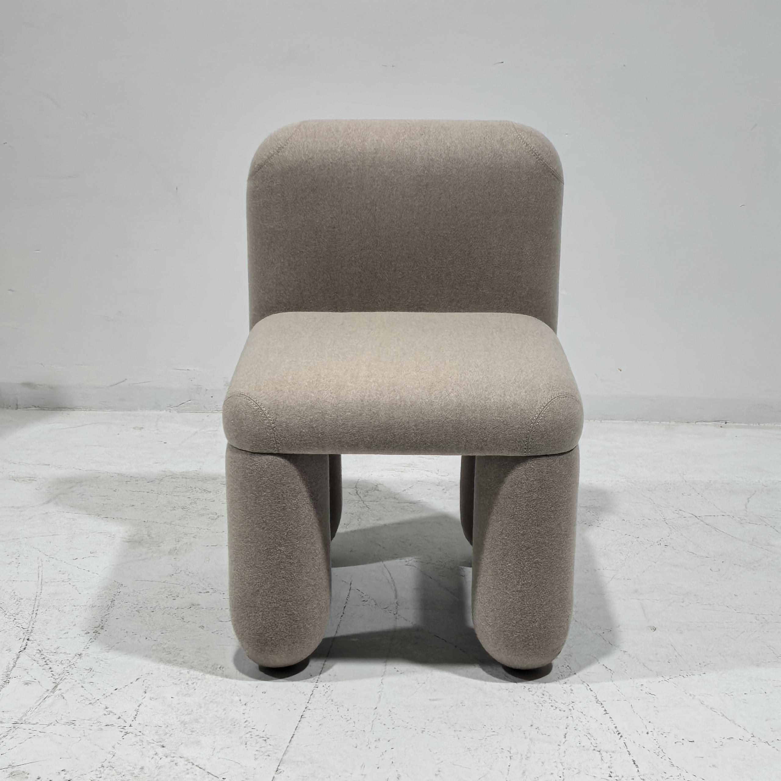 Hello Chair Noom