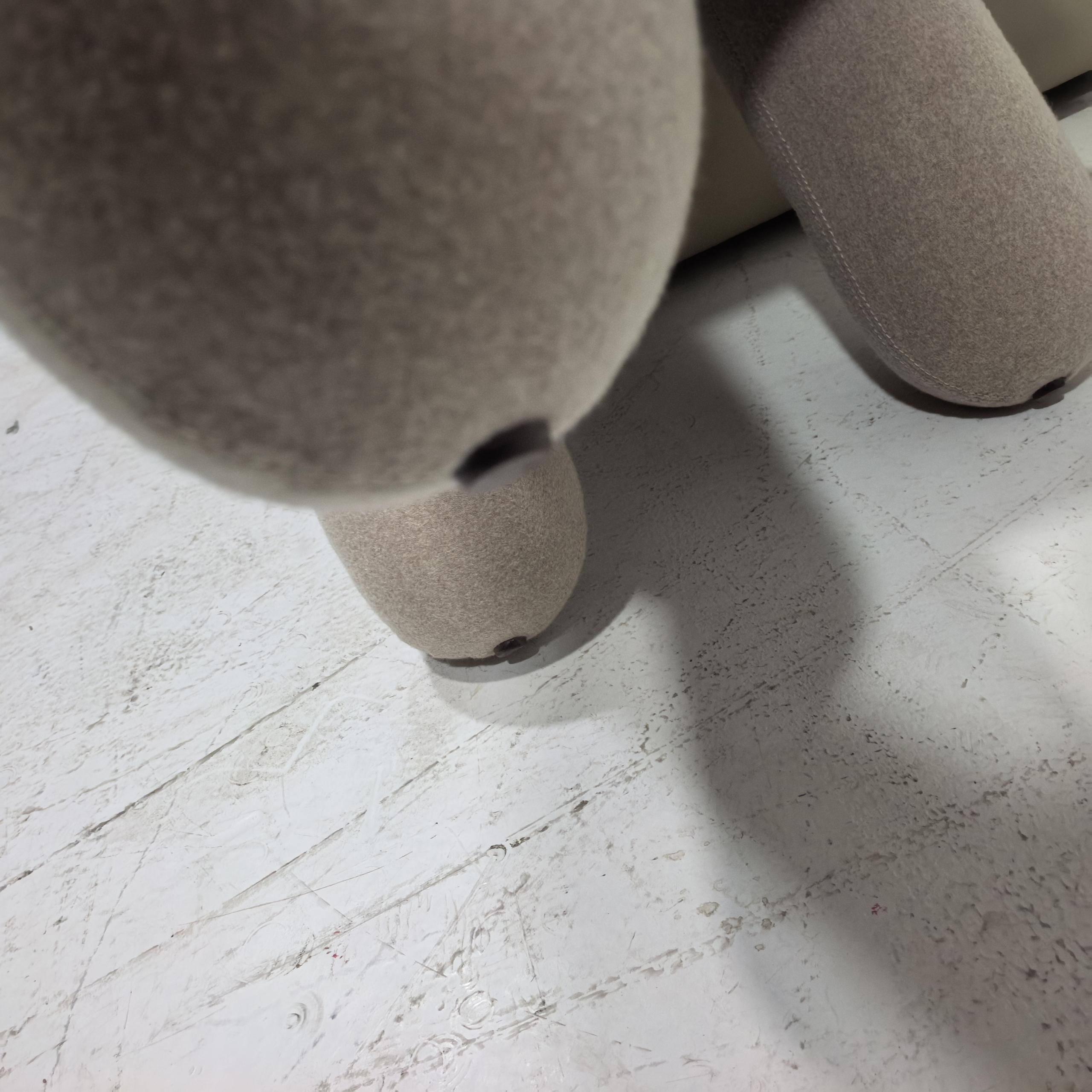 Hello Chair Noom