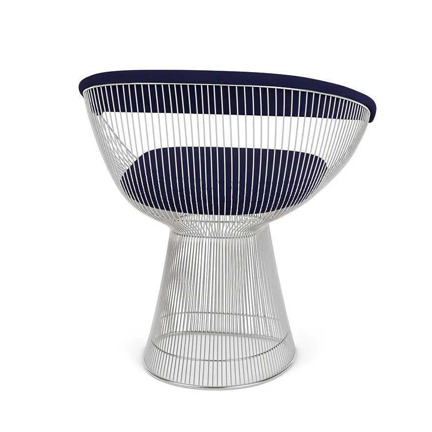 Chic Platner chair, offering elegant curves and a stable wire foundation.