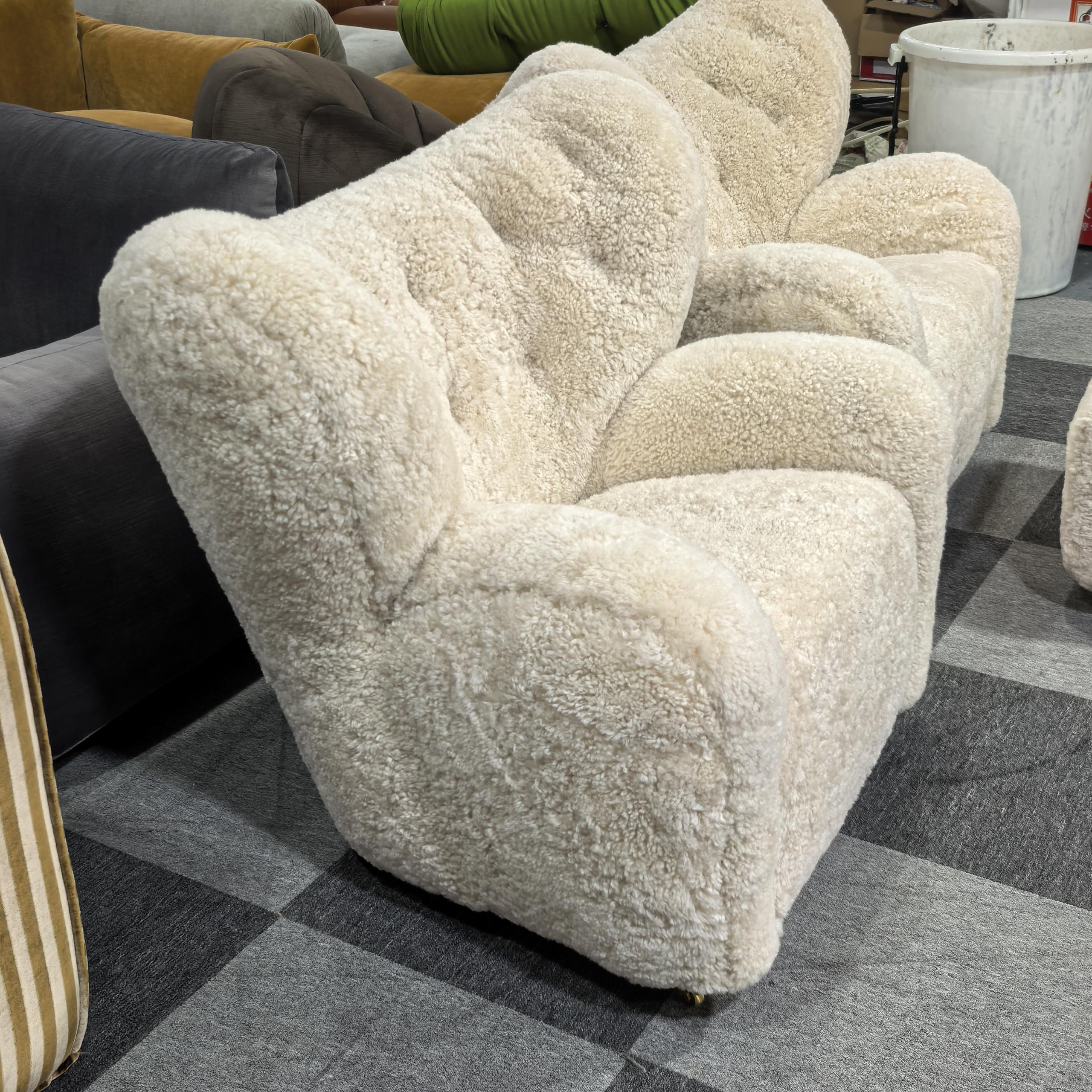 Yeti Armchair in Natural Sheepskin