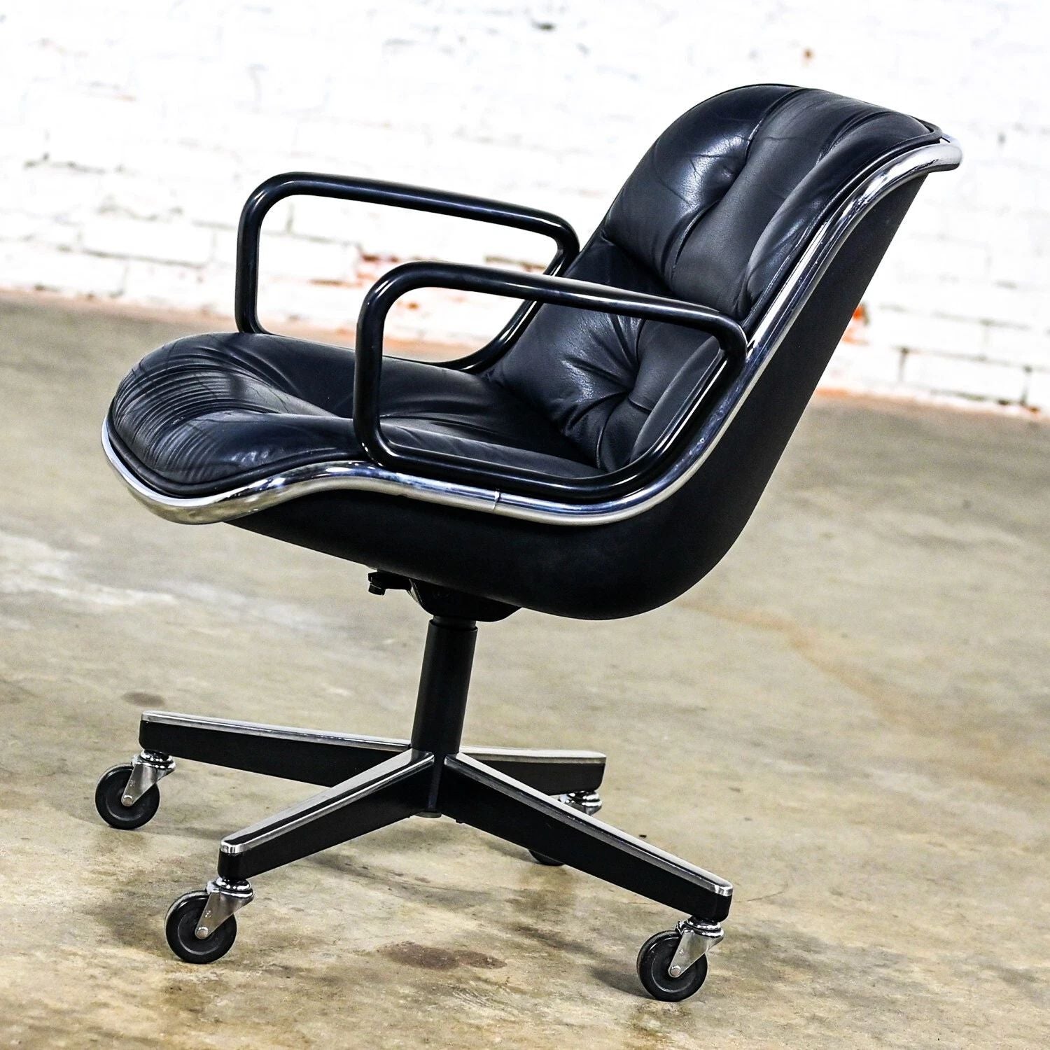 Executive Armchair Replica