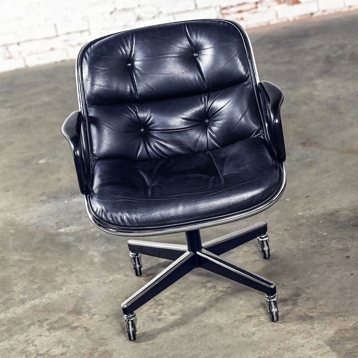Executive Armchair Replica