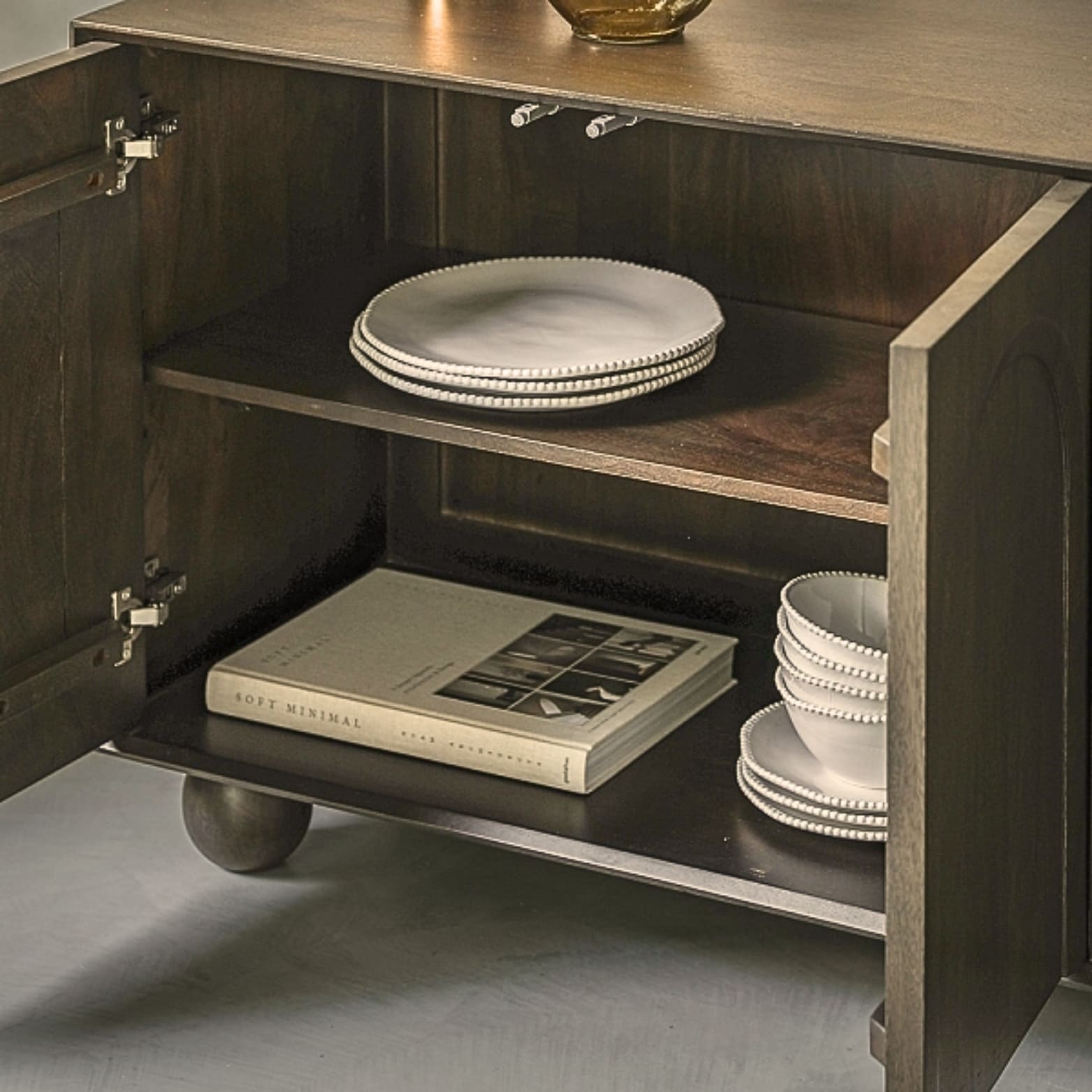 Arka Sideboard
