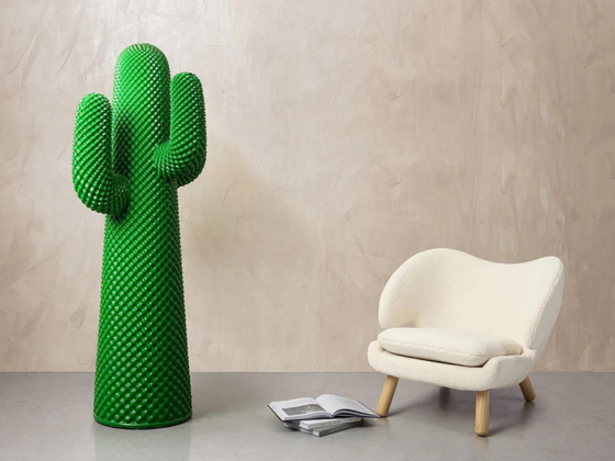 Hand-finished cactus hanger with 2165 tips, ideal for adding a touch of whimsy.