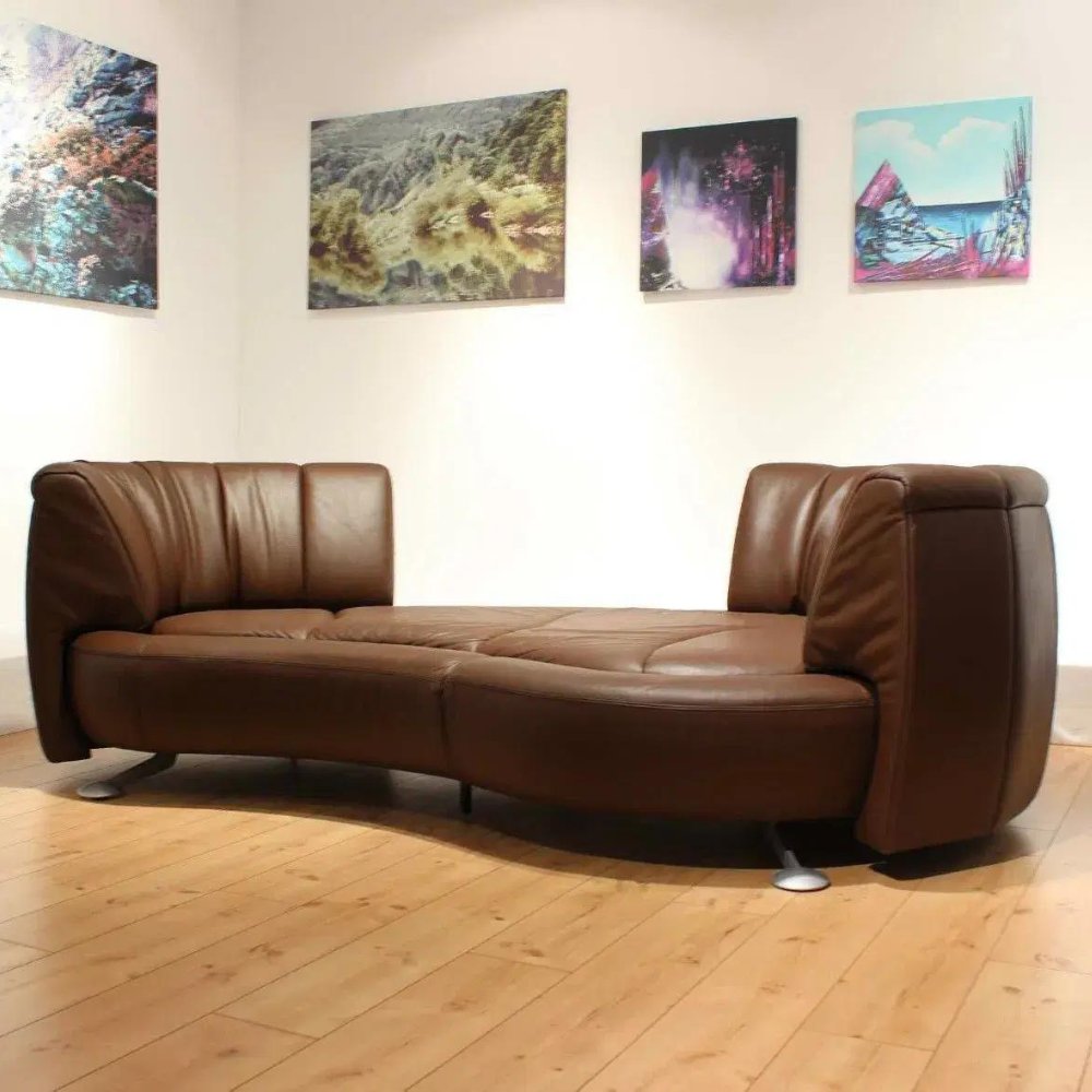 Customizable DS-164 modular sofa, adapting to any living room arrangement.